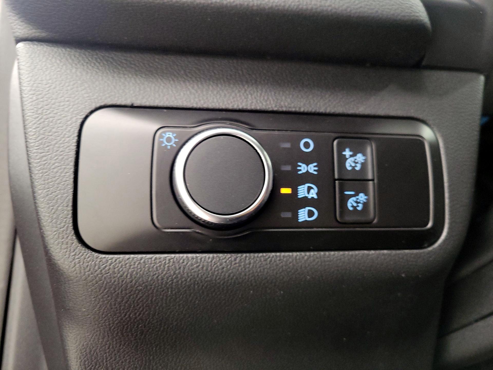 Thumbnail: 2022 Ford Escape - 13