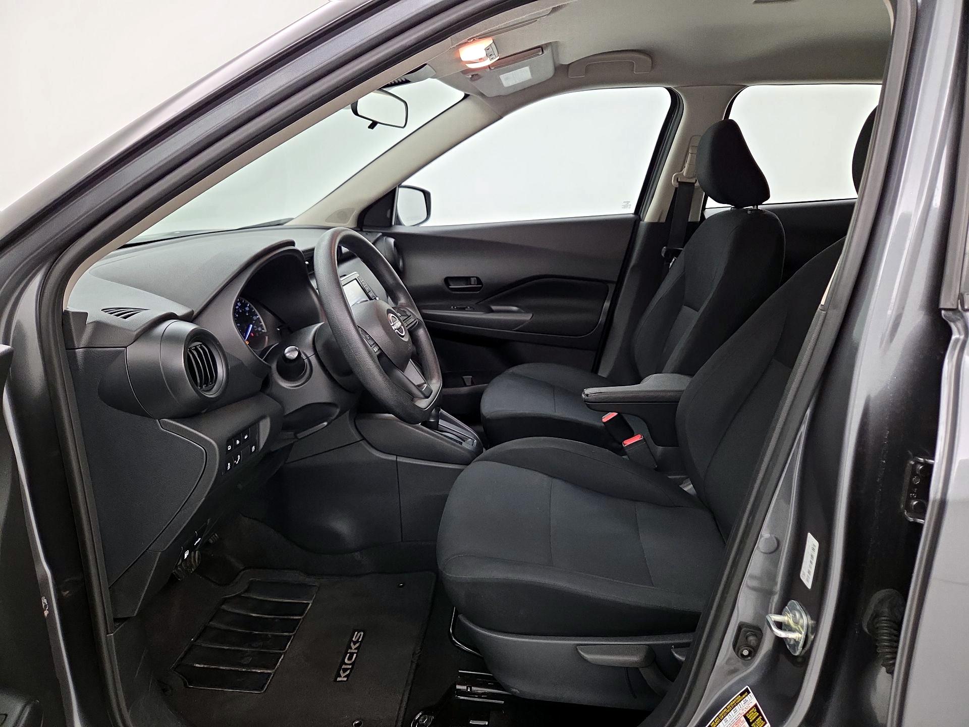 Thumbnail: 2023 Nissan Kicks - 11