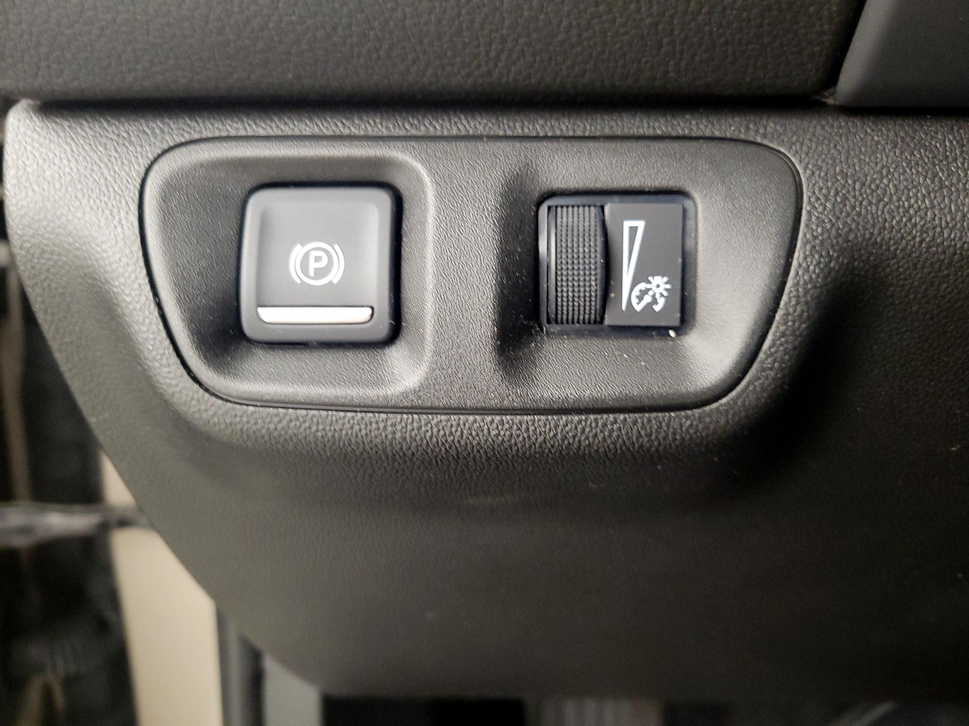 Thumbnail: 2023 GMC Acadia - 13