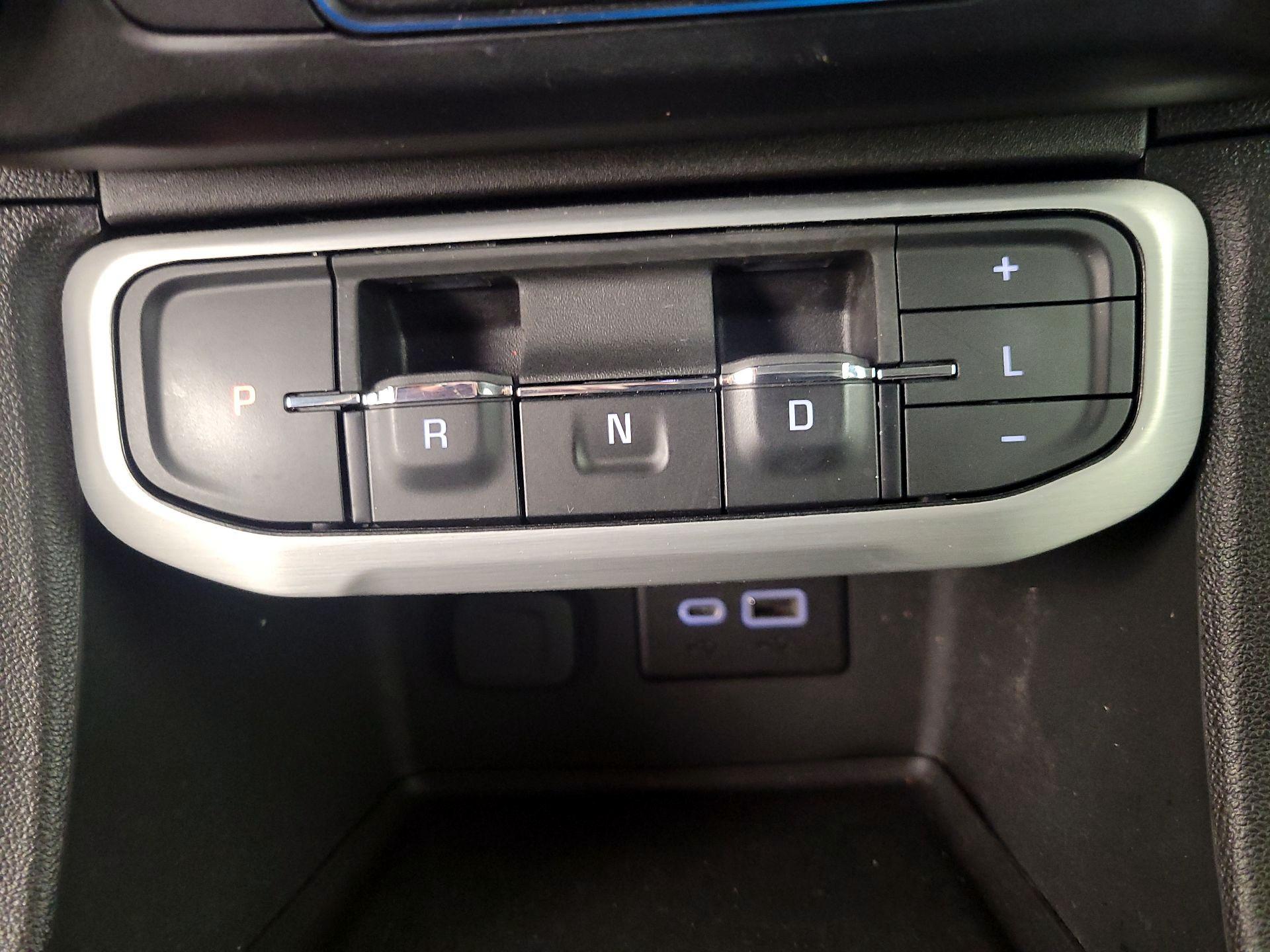 Thumbnail: 2023 GMC Acadia - 18