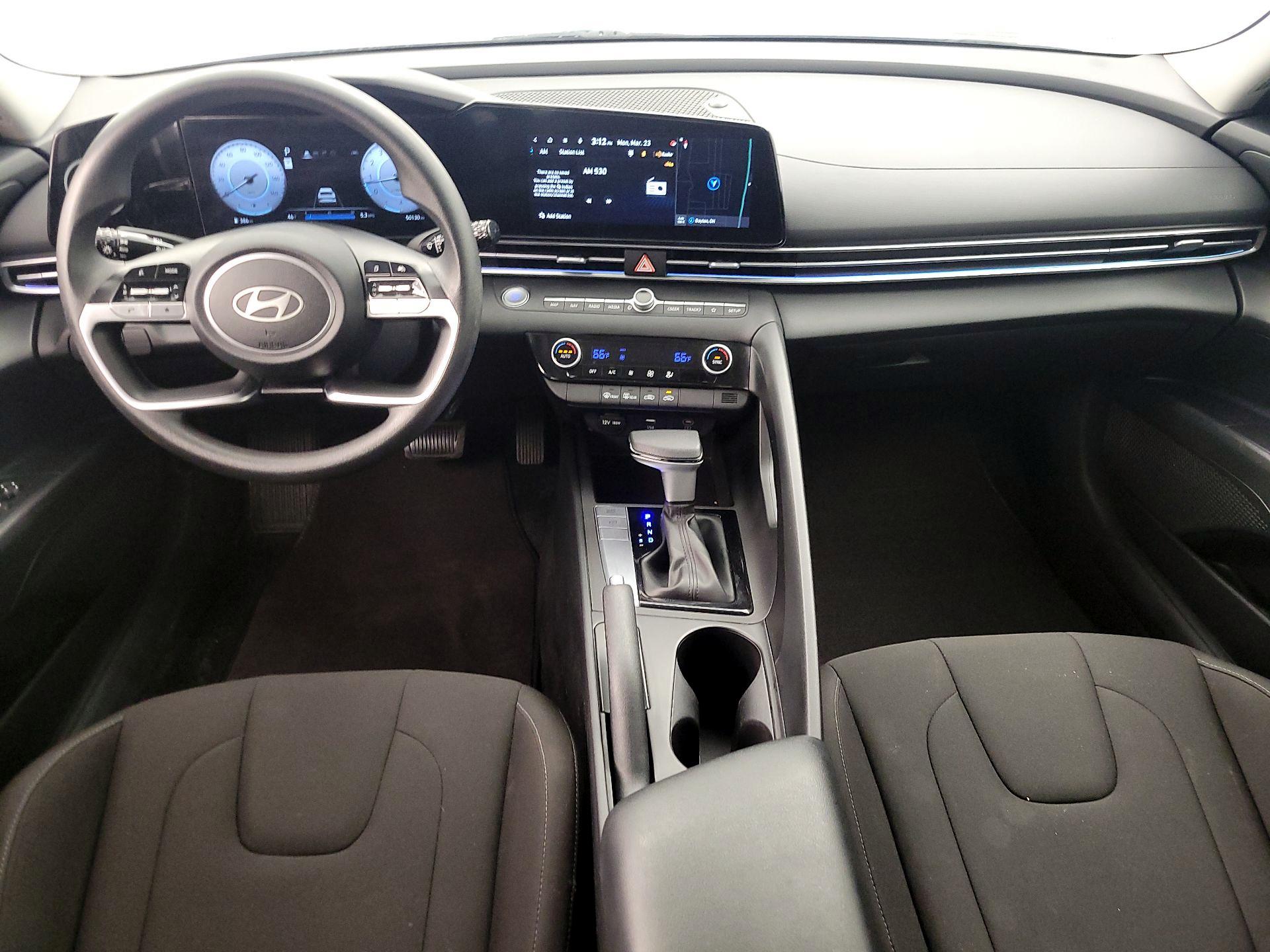 Thumbnail: 2024 Hyundai Elantra - 9