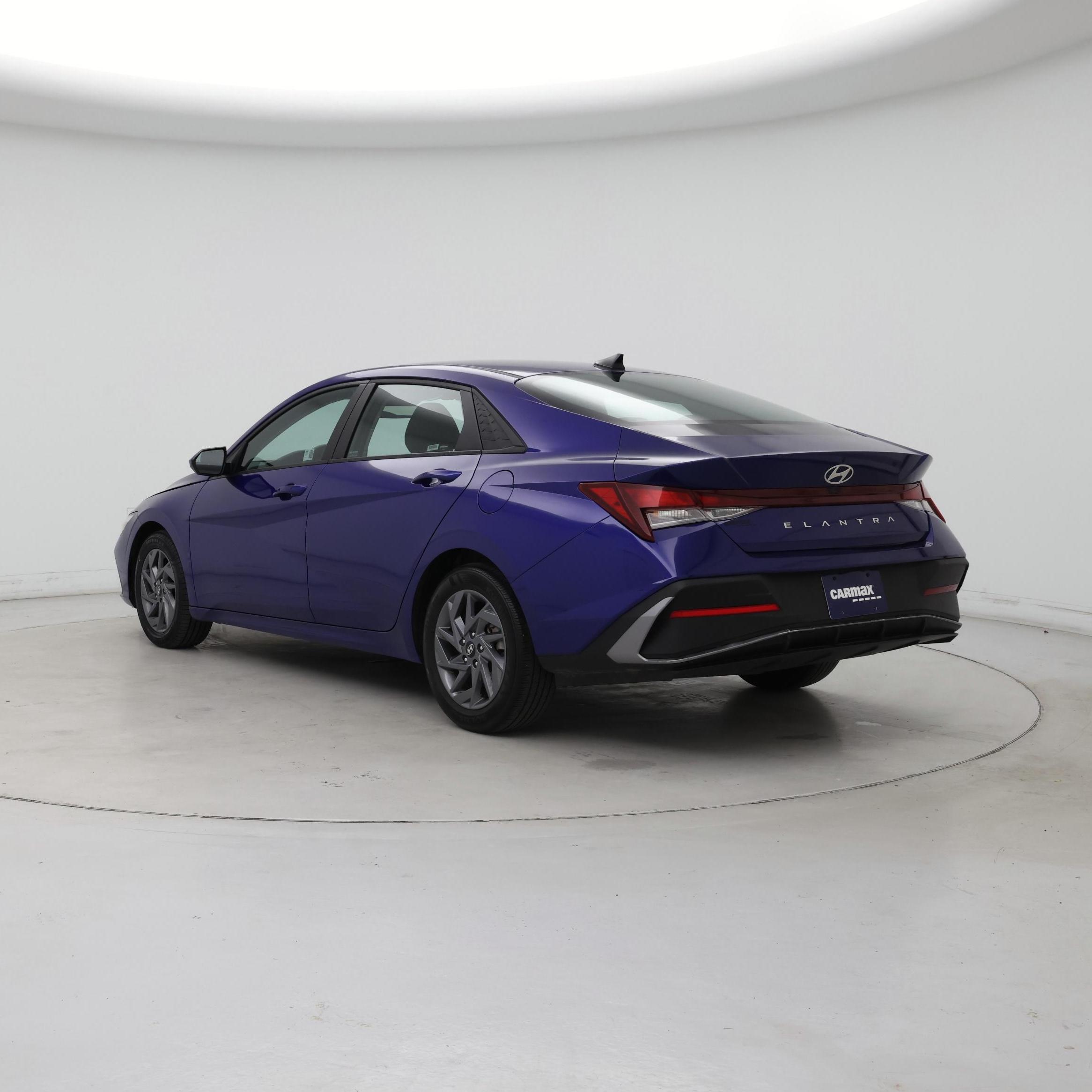 Thumbnail: 2024 Hyundai Elantra - 2