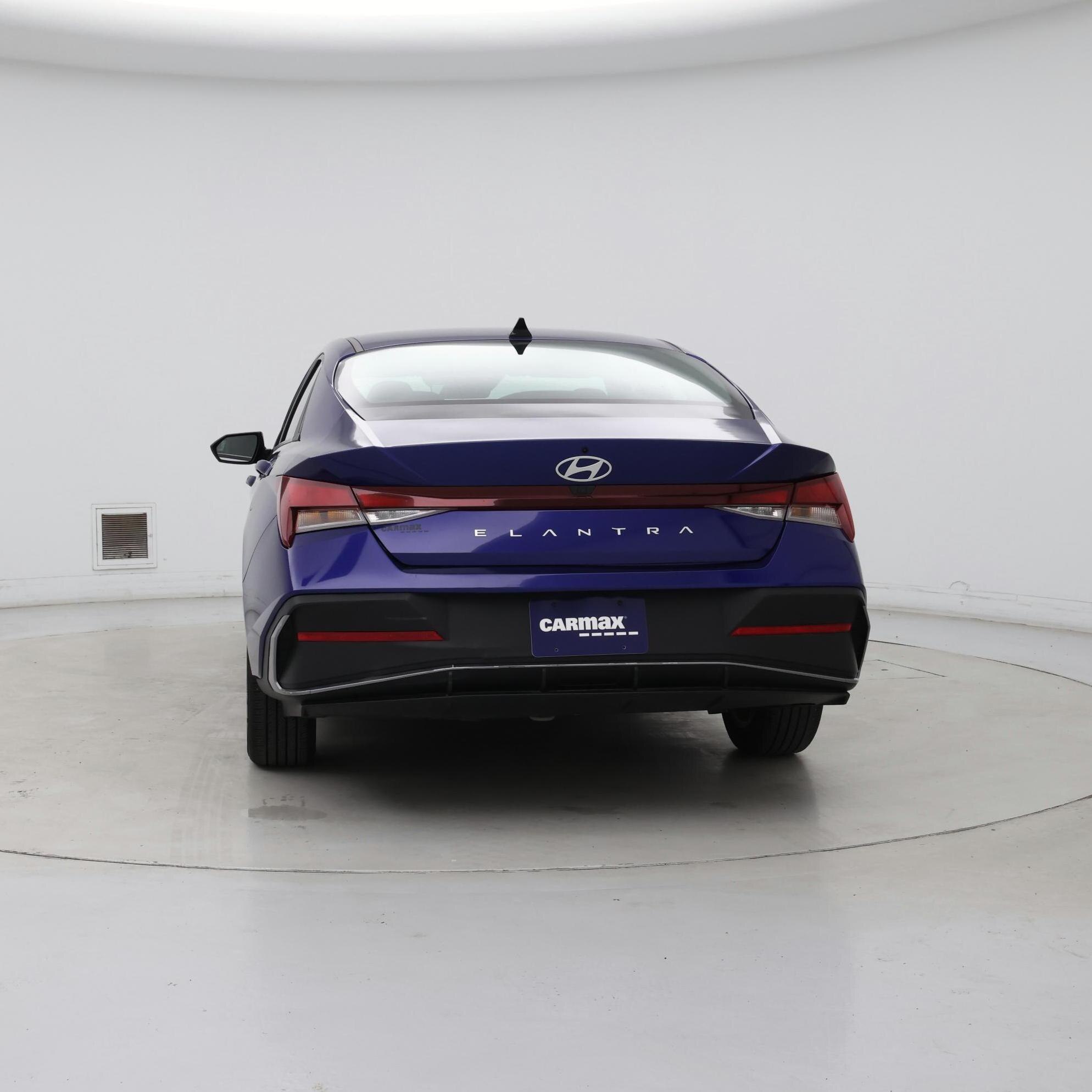 Thumbnail: 2024 Hyundai Elantra - 6