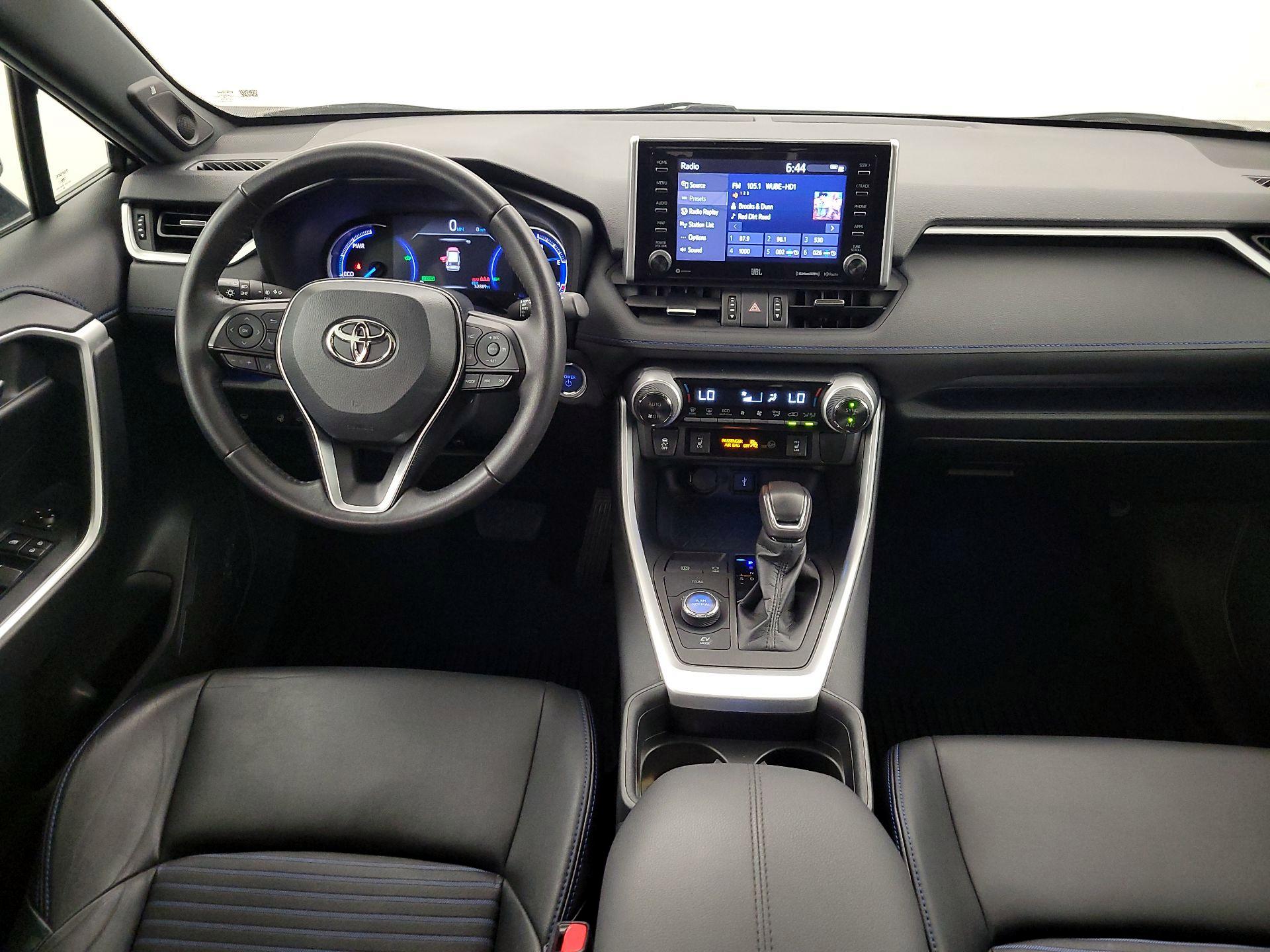 Thumbnail: 2021 Toyota RAV4 - 9