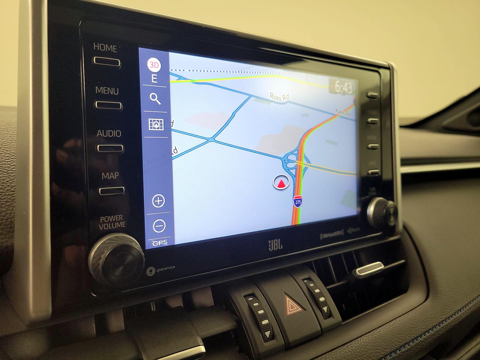 Thumbnail: 2021 Toyota RAV4 - 14