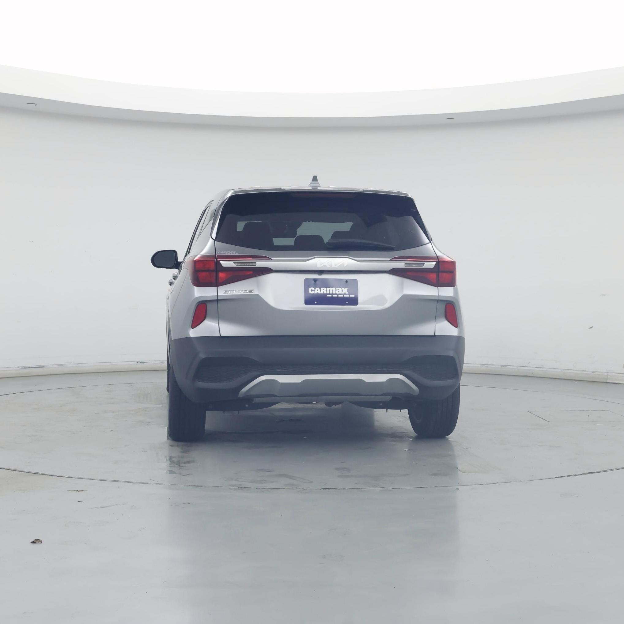 Thumbnail: 2023 Kia Seltos - 6