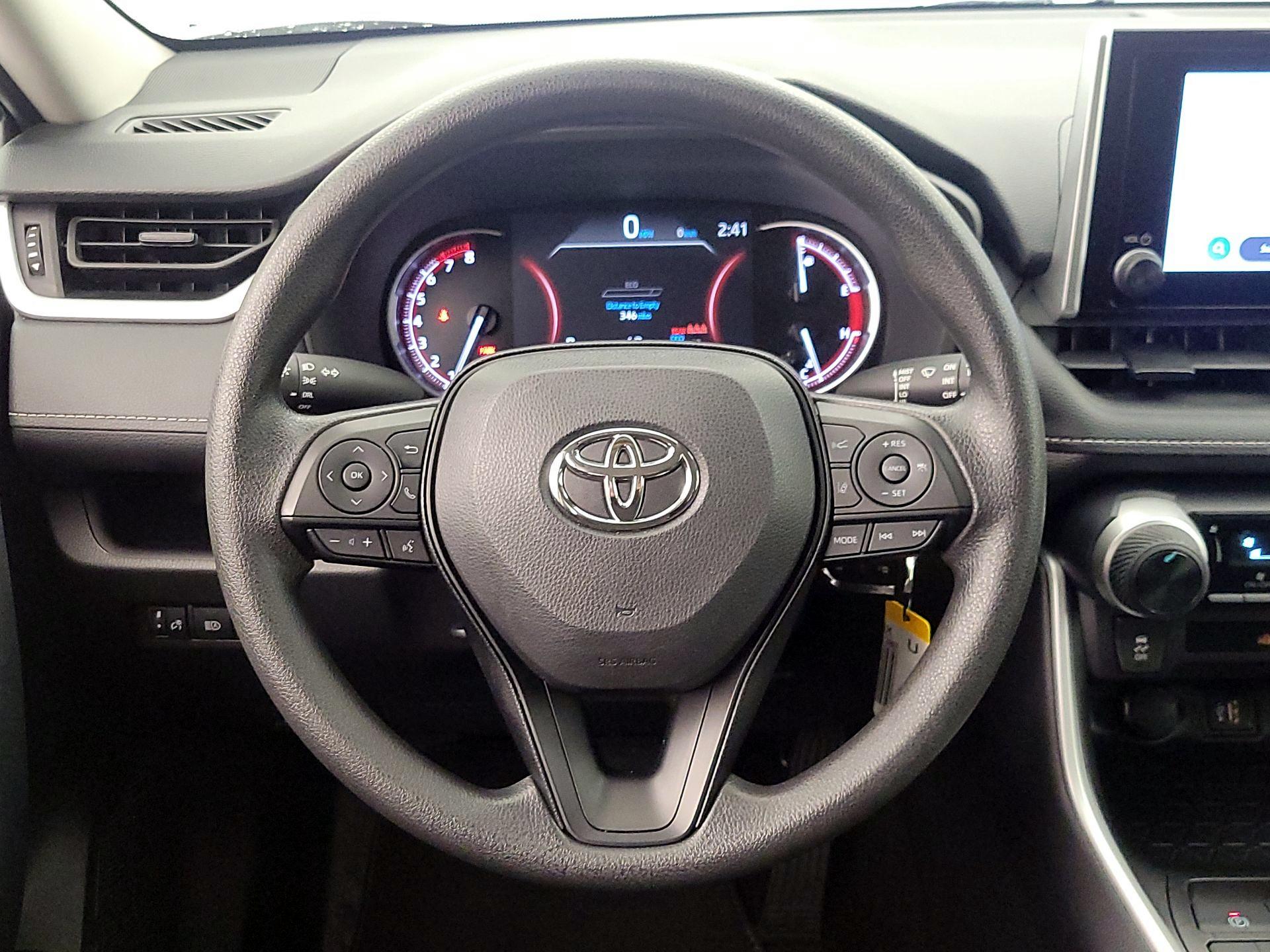 Thumbnail: 2025 Toyota RAV4 - 10