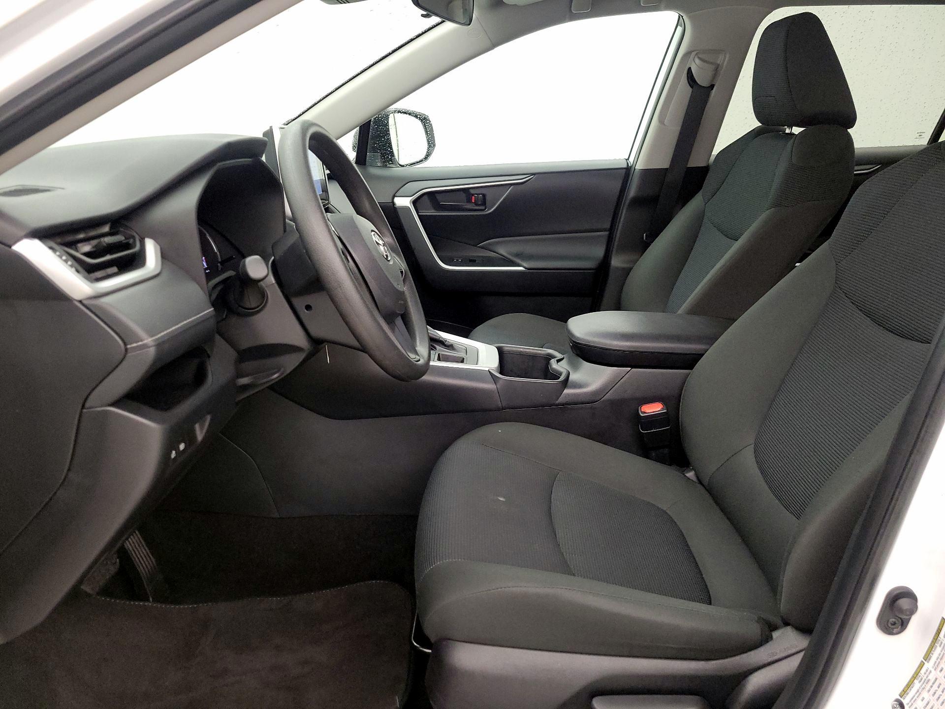 Thumbnail: 2025 Toyota RAV4 - 11