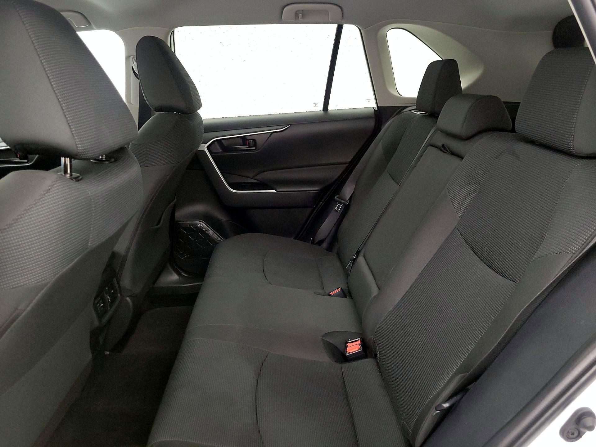 Thumbnail: 2025 Toyota RAV4 - 19