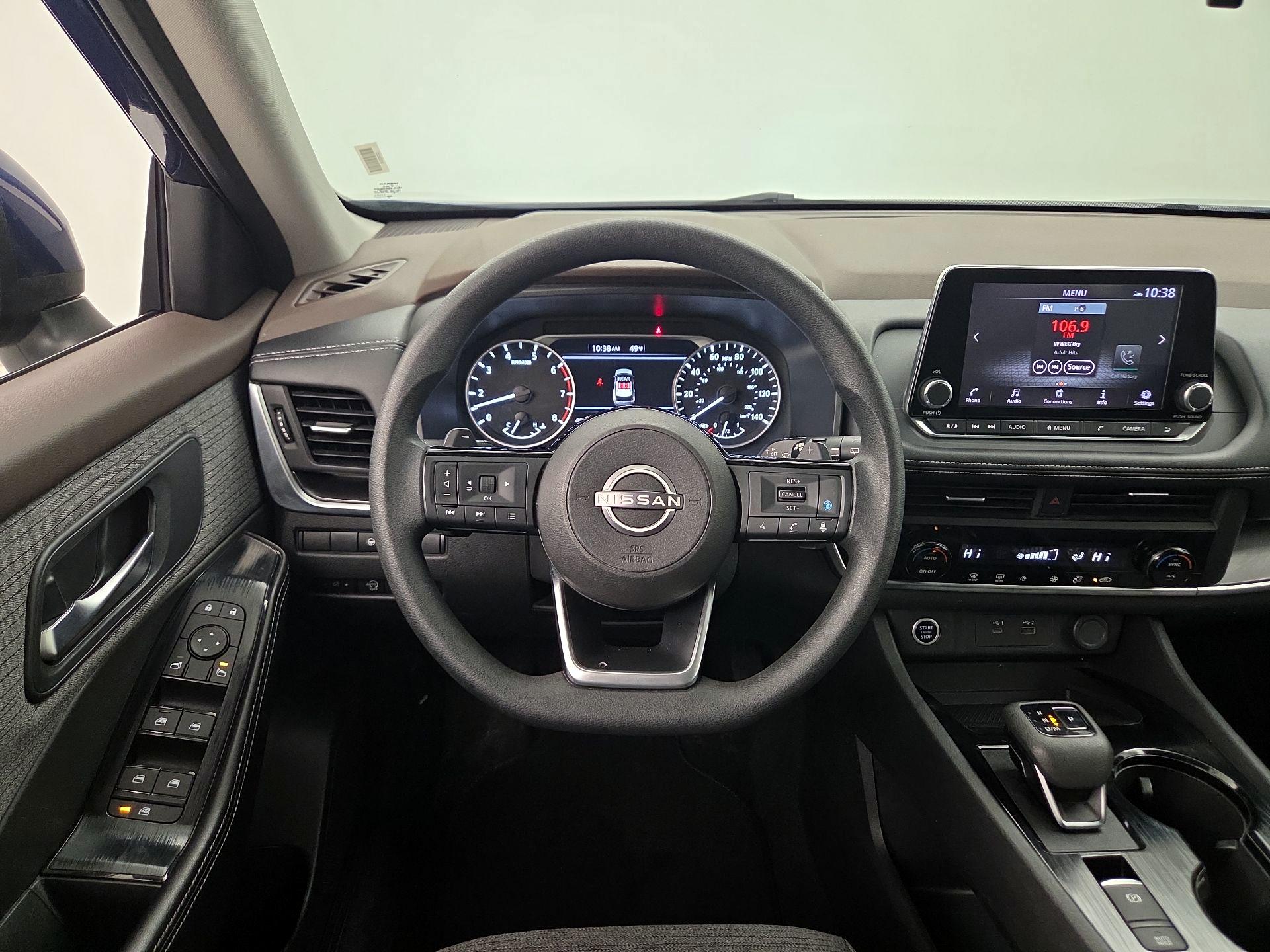 Thumbnail: 2023 Nissan Rogue - 10