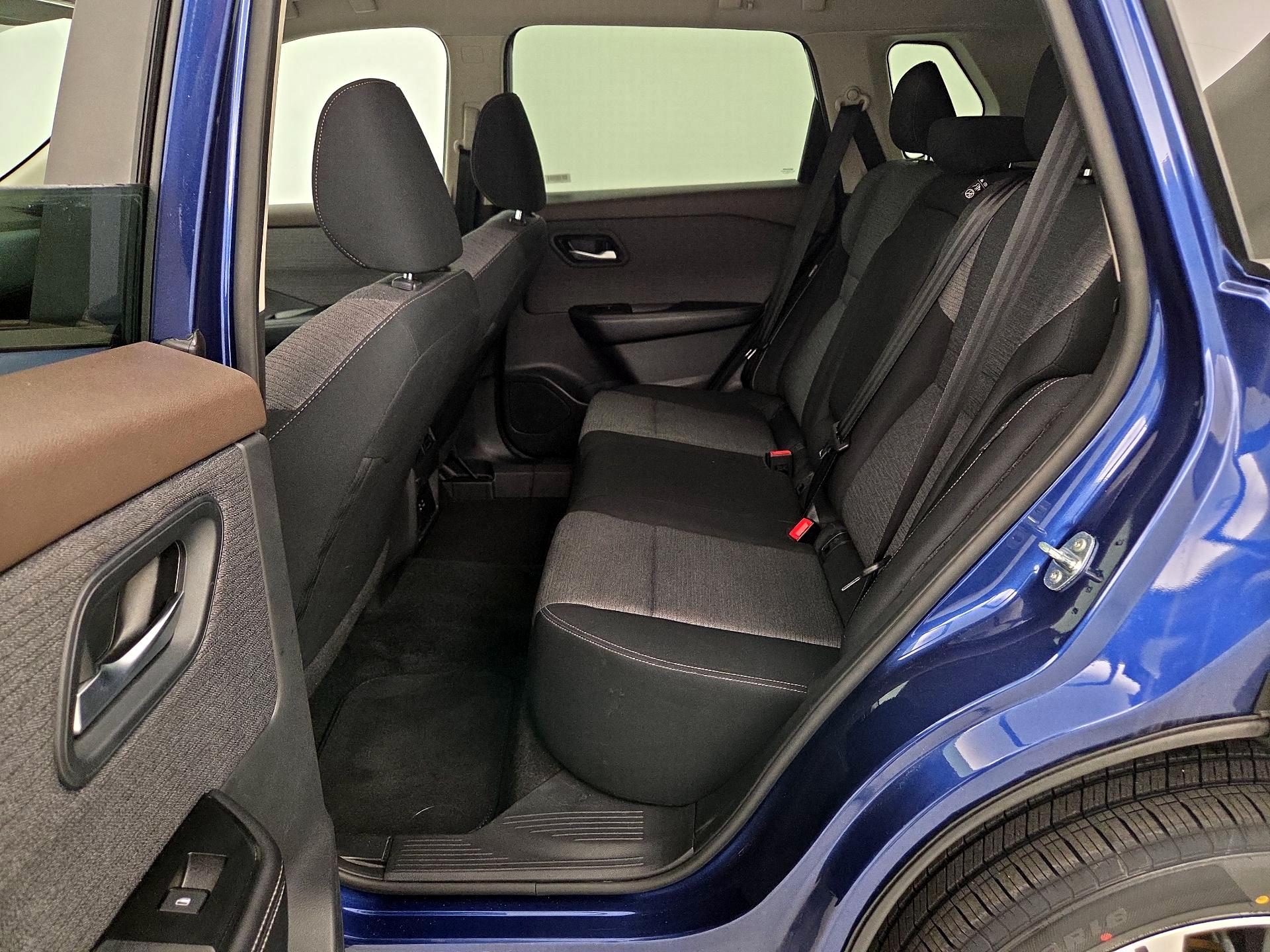 Thumbnail: 2023 Nissan Rogue - 19