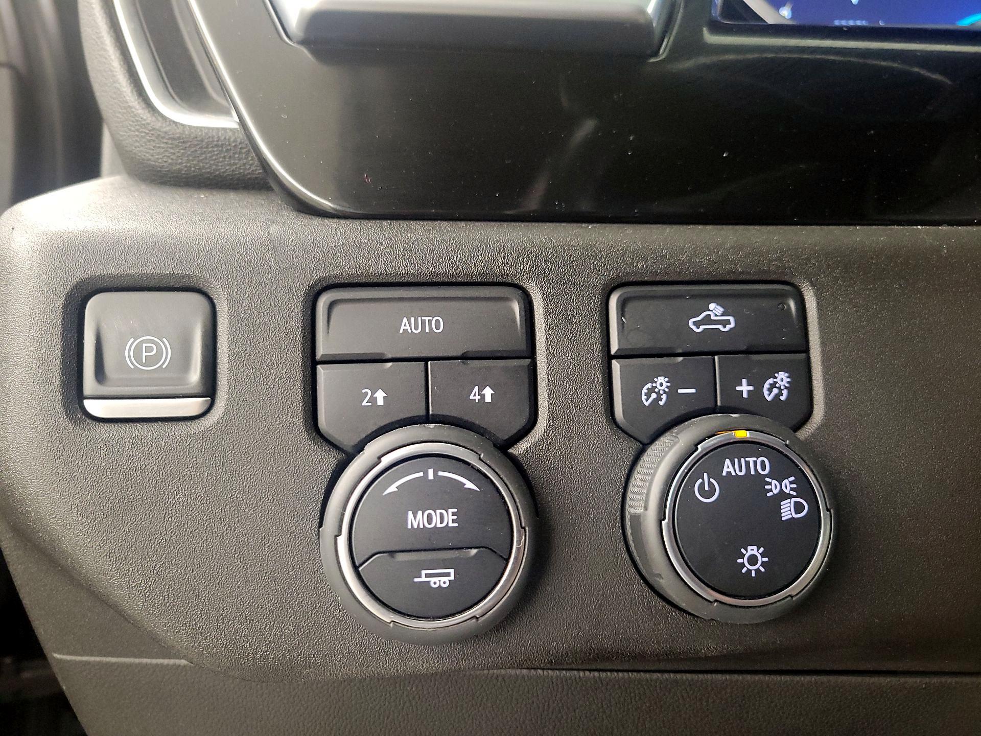 Thumbnail: 2022 Chevrolet Silverado 1500 - 13