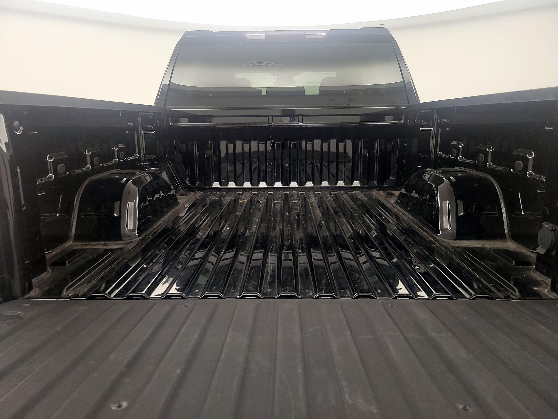 Thumbnail: 2022 Chevrolet Silverado 1500 - 20