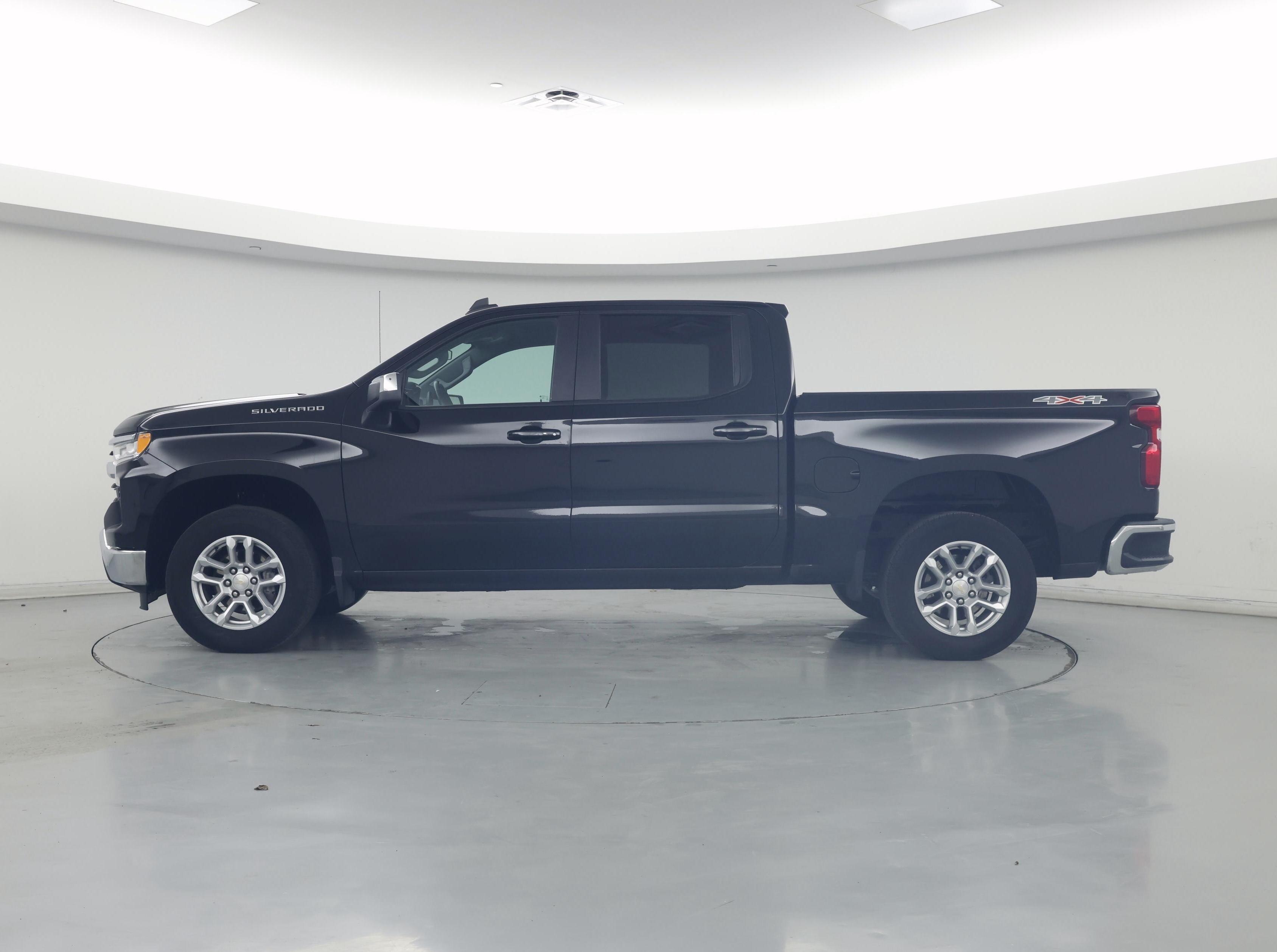 Thumbnail: 2022 Chevrolet Silverado 1500 - 3