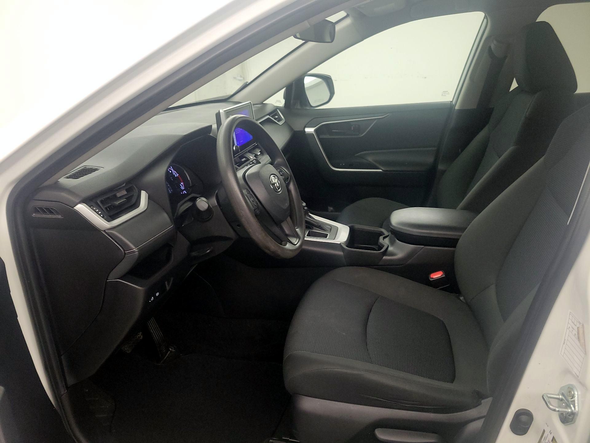 Thumbnail: 2023 Toyota RAV4 - 11