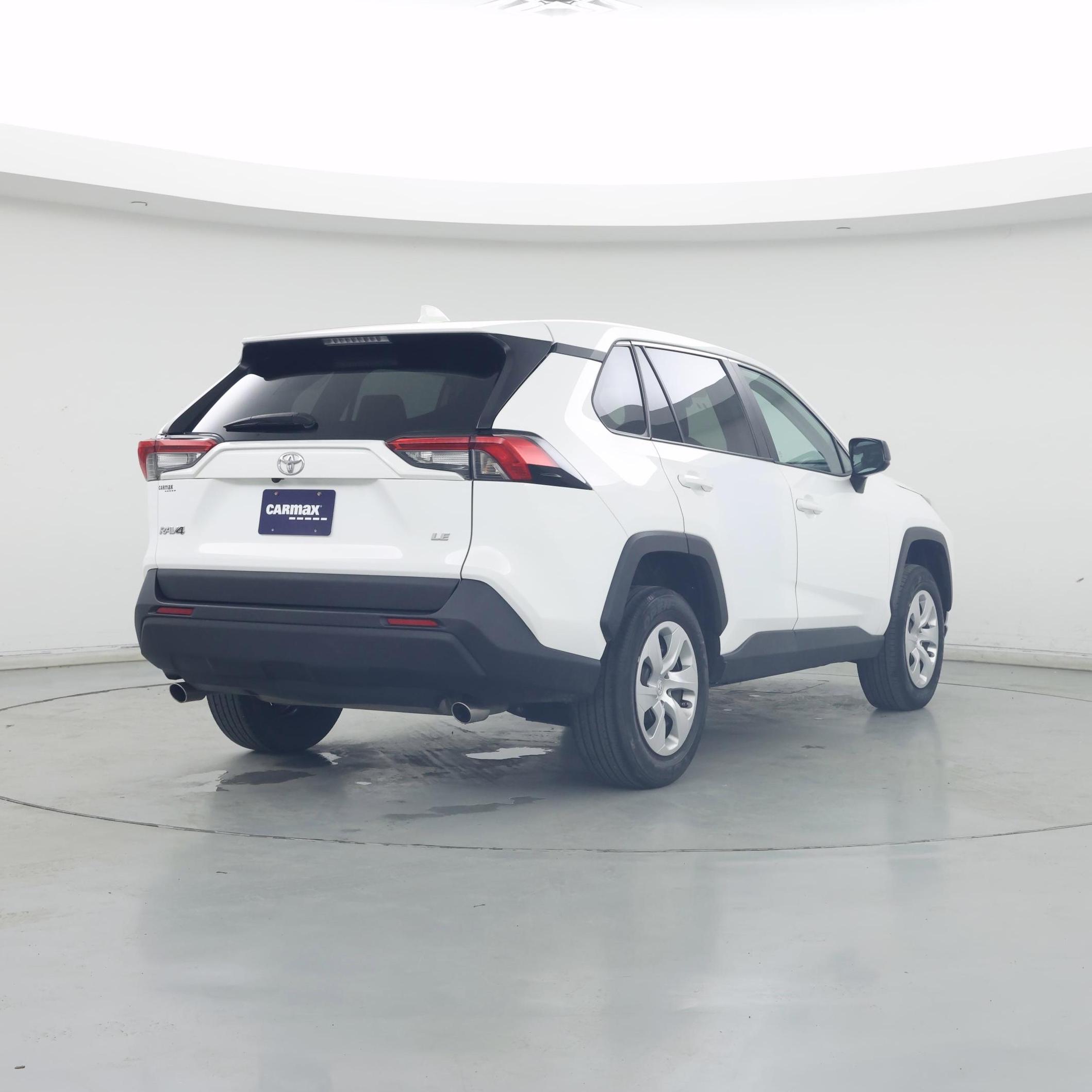 Thumbnail: 2023 Toyota RAV4 - 8