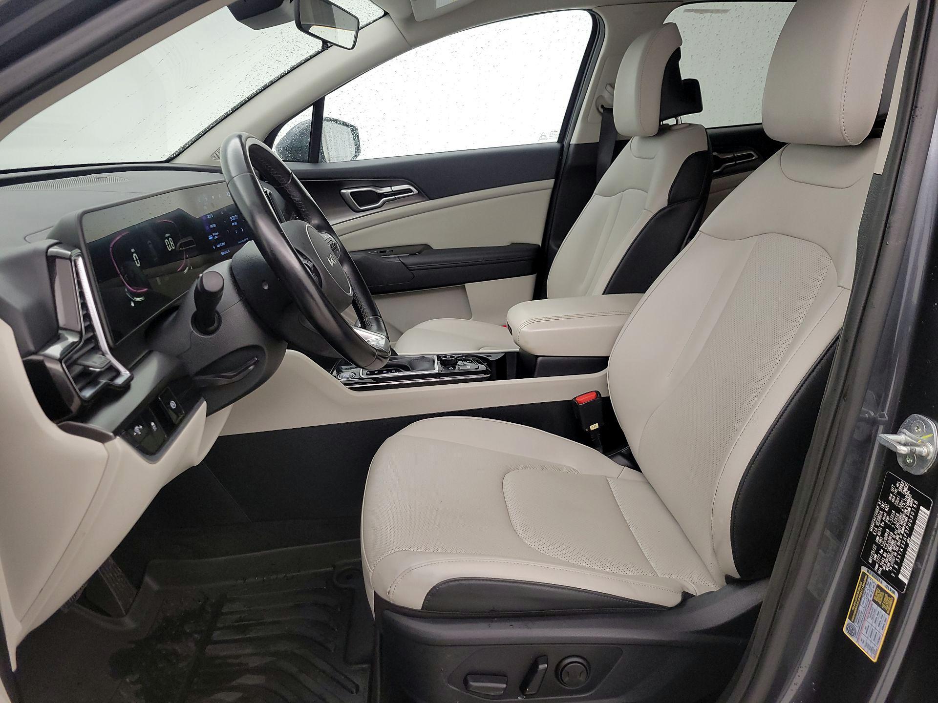 Thumbnail: 2023 Kia Sportage - 11