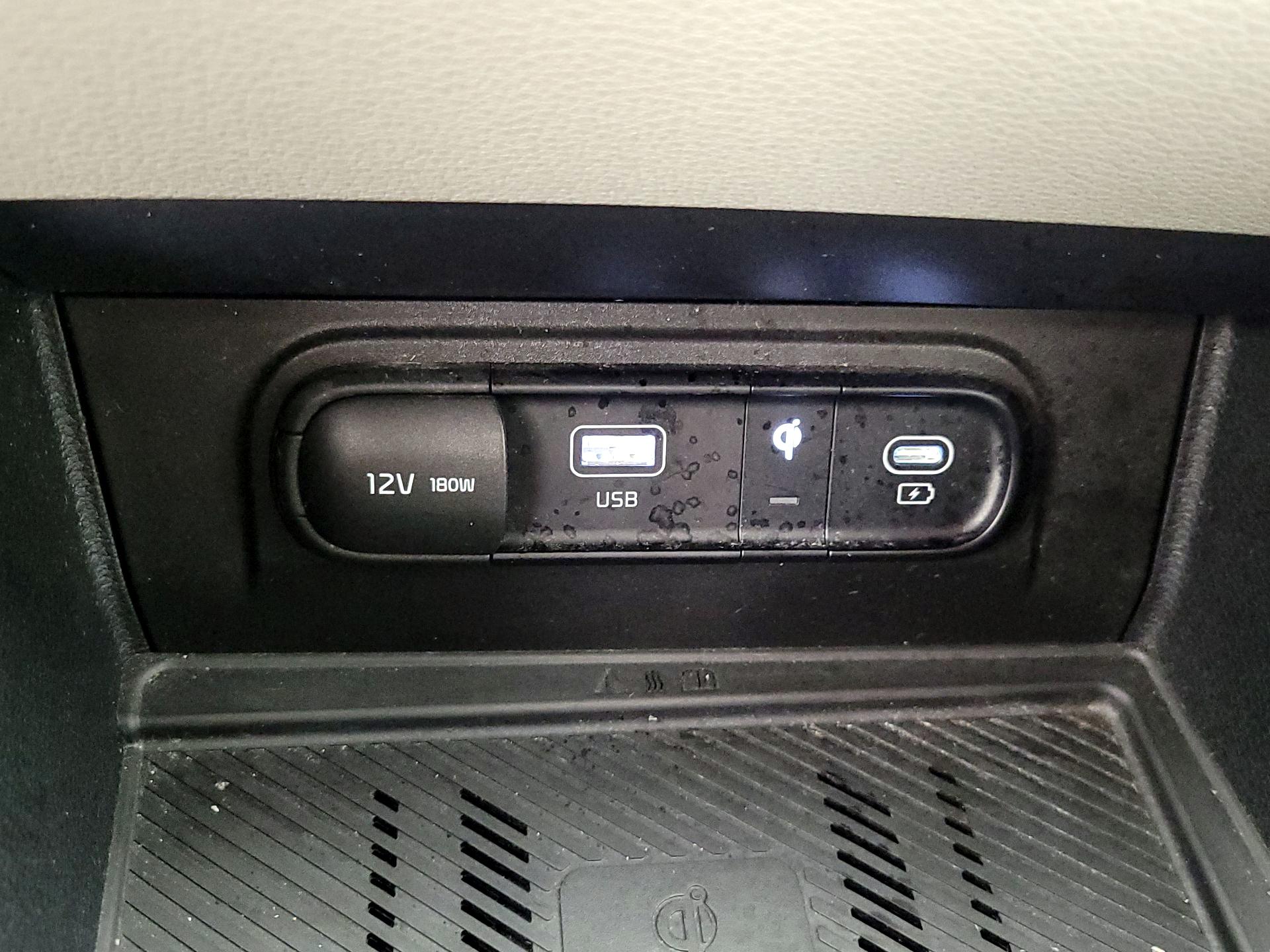 Thumbnail: 2023 Kia Sportage - 19