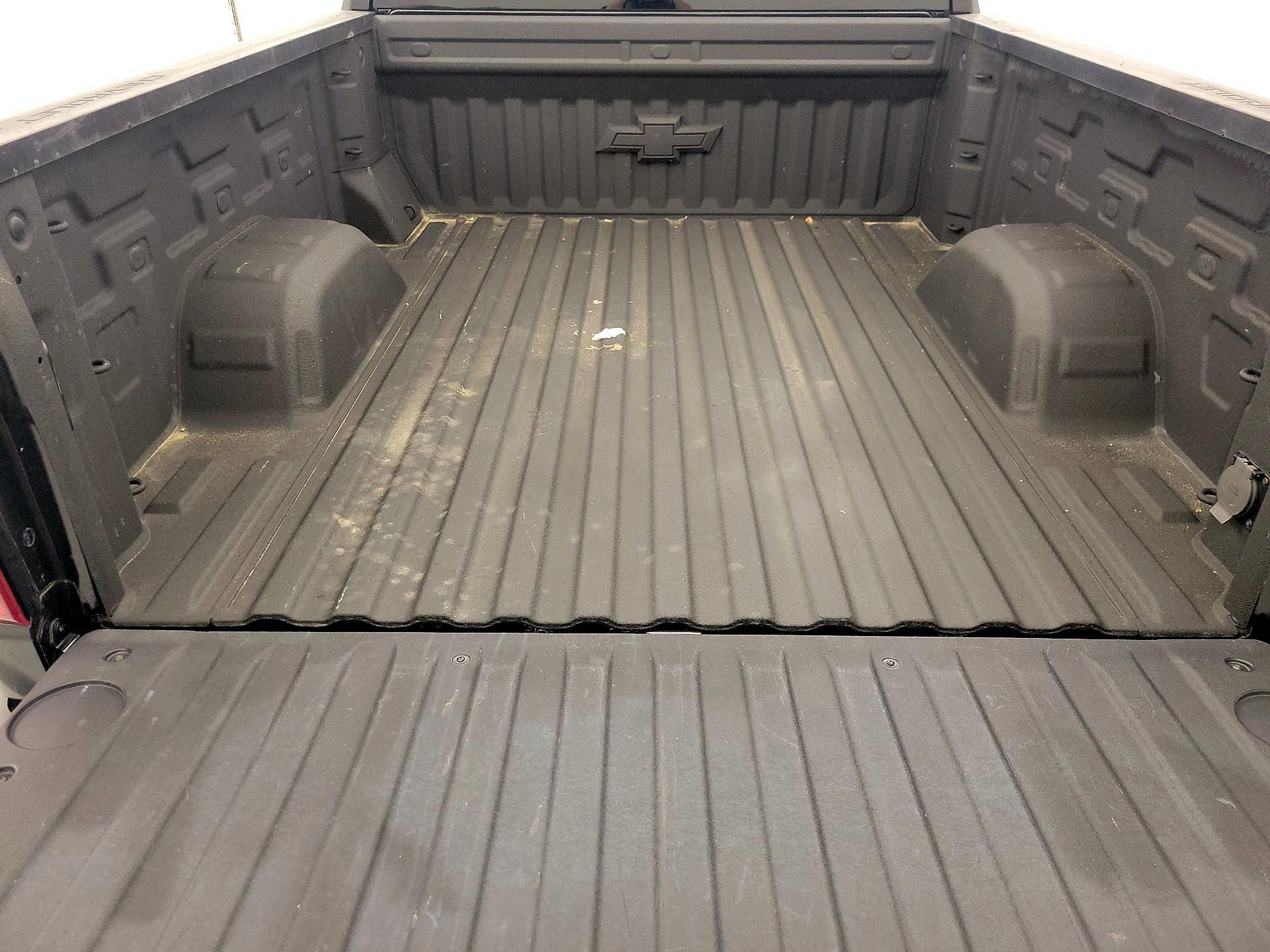 Thumbnail: 2023 Chevrolet Silverado 1500 - 19