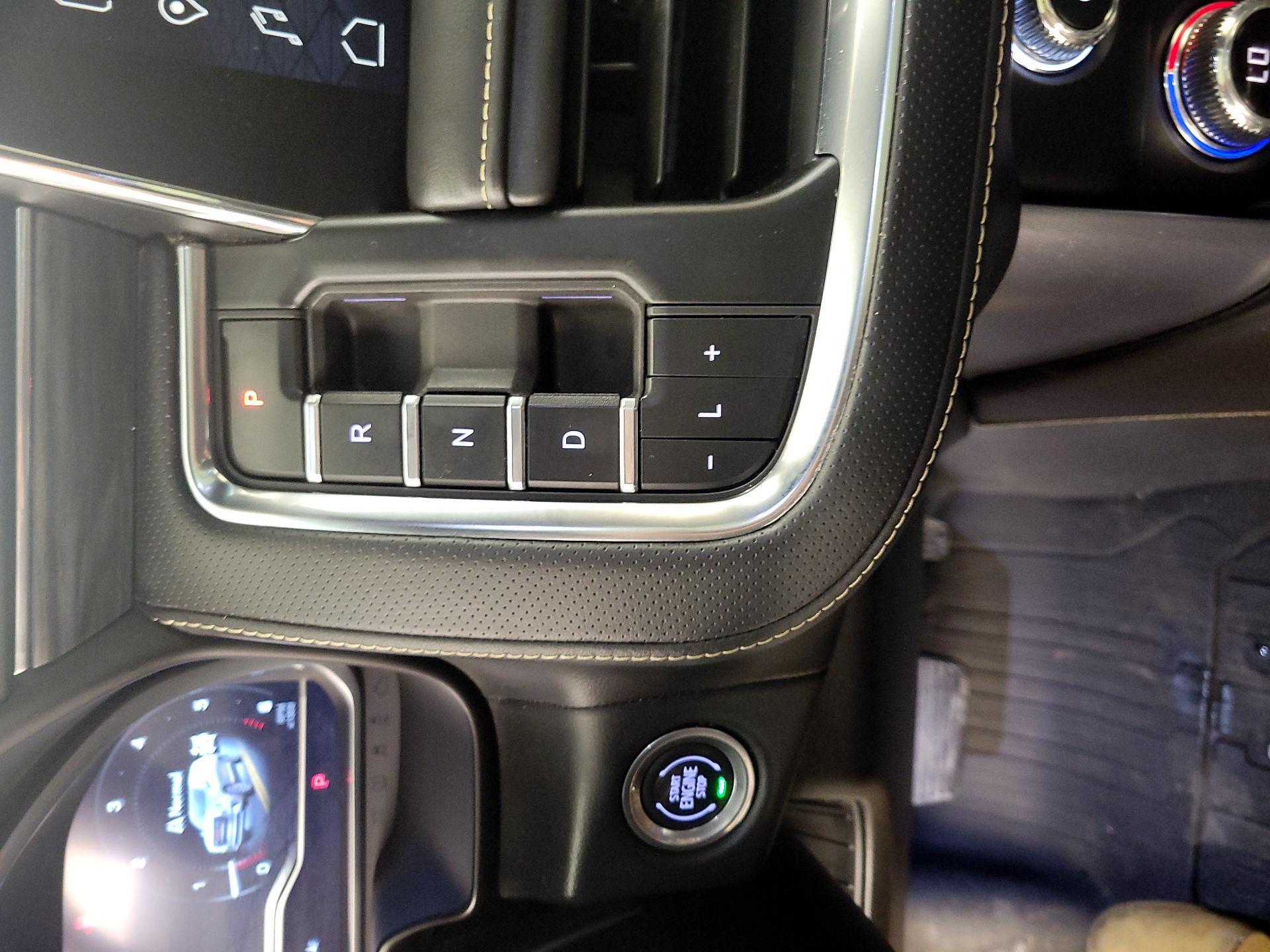 Thumbnail: 2023 GMC Yukon - 17