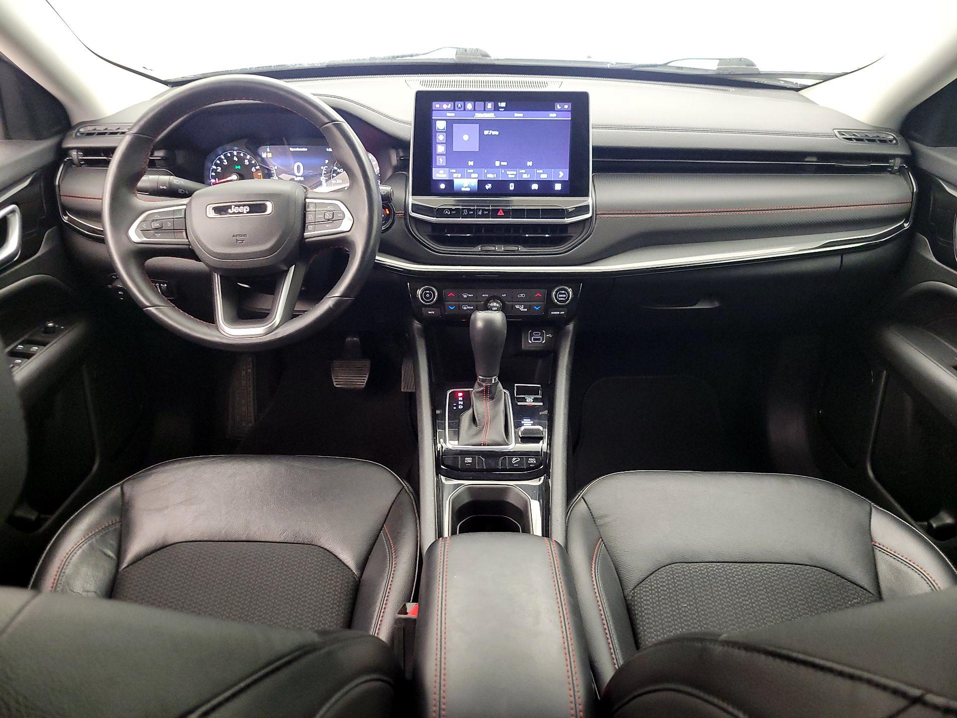 Thumbnail: 2022 Jeep Compass - 9