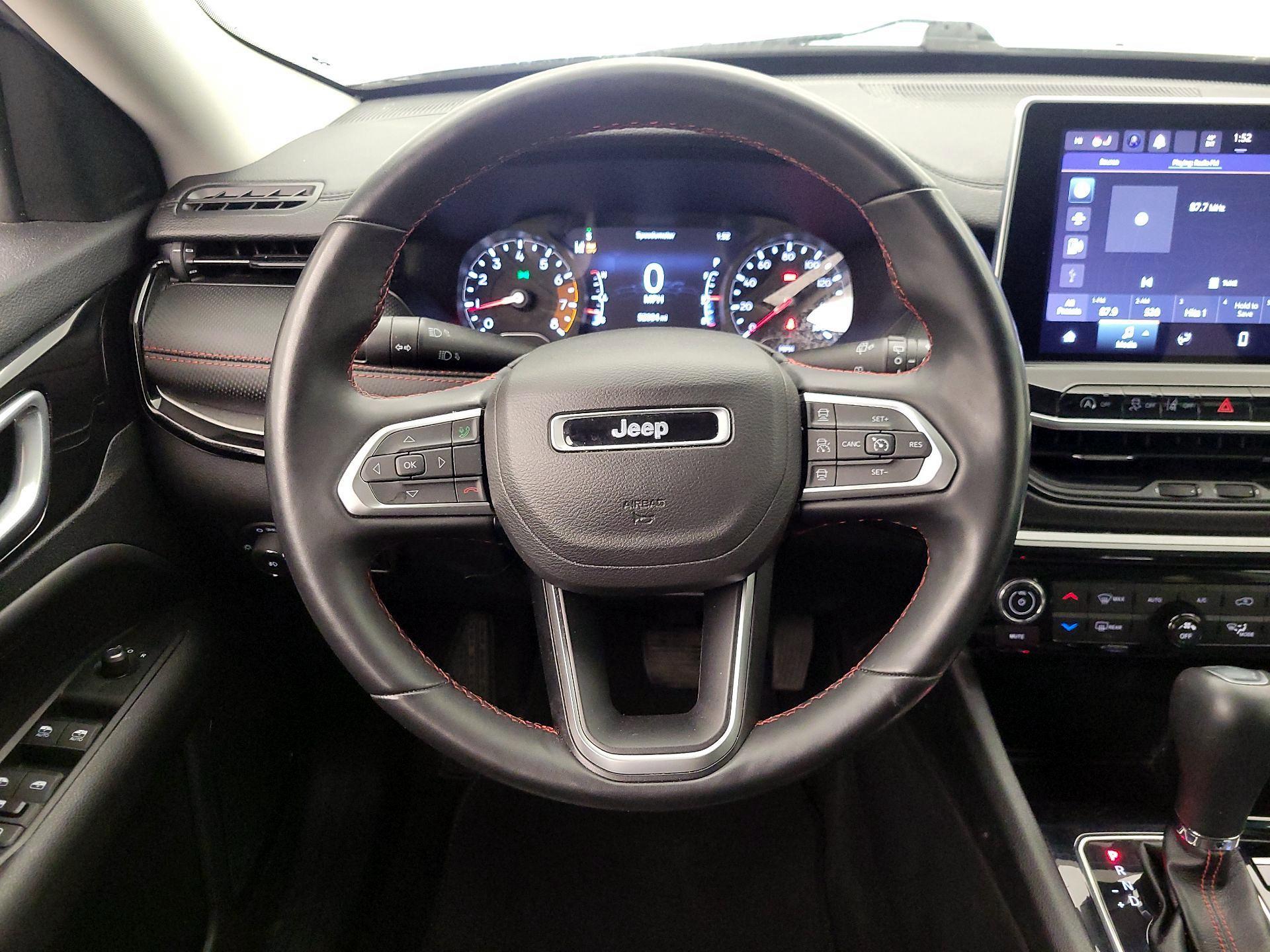 Thumbnail: 2022 Jeep Compass - 10