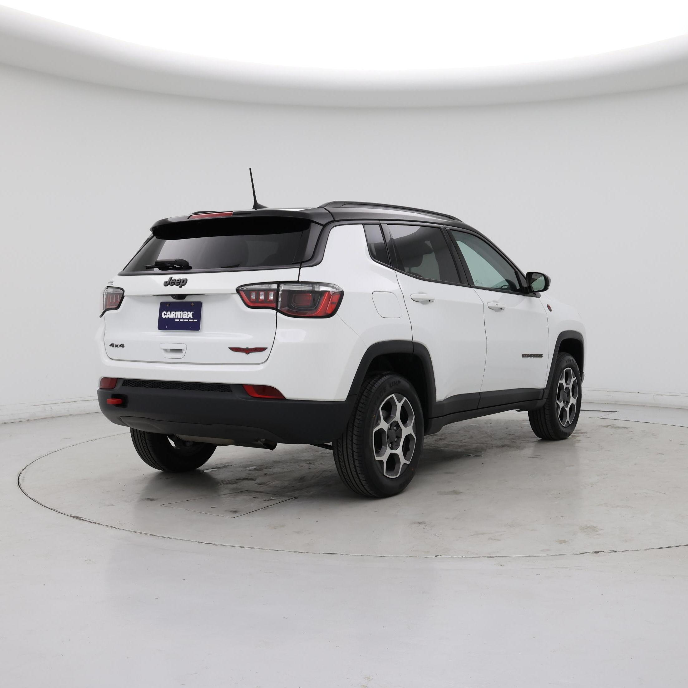 Thumbnail: 2022 Jeep Compass - 8