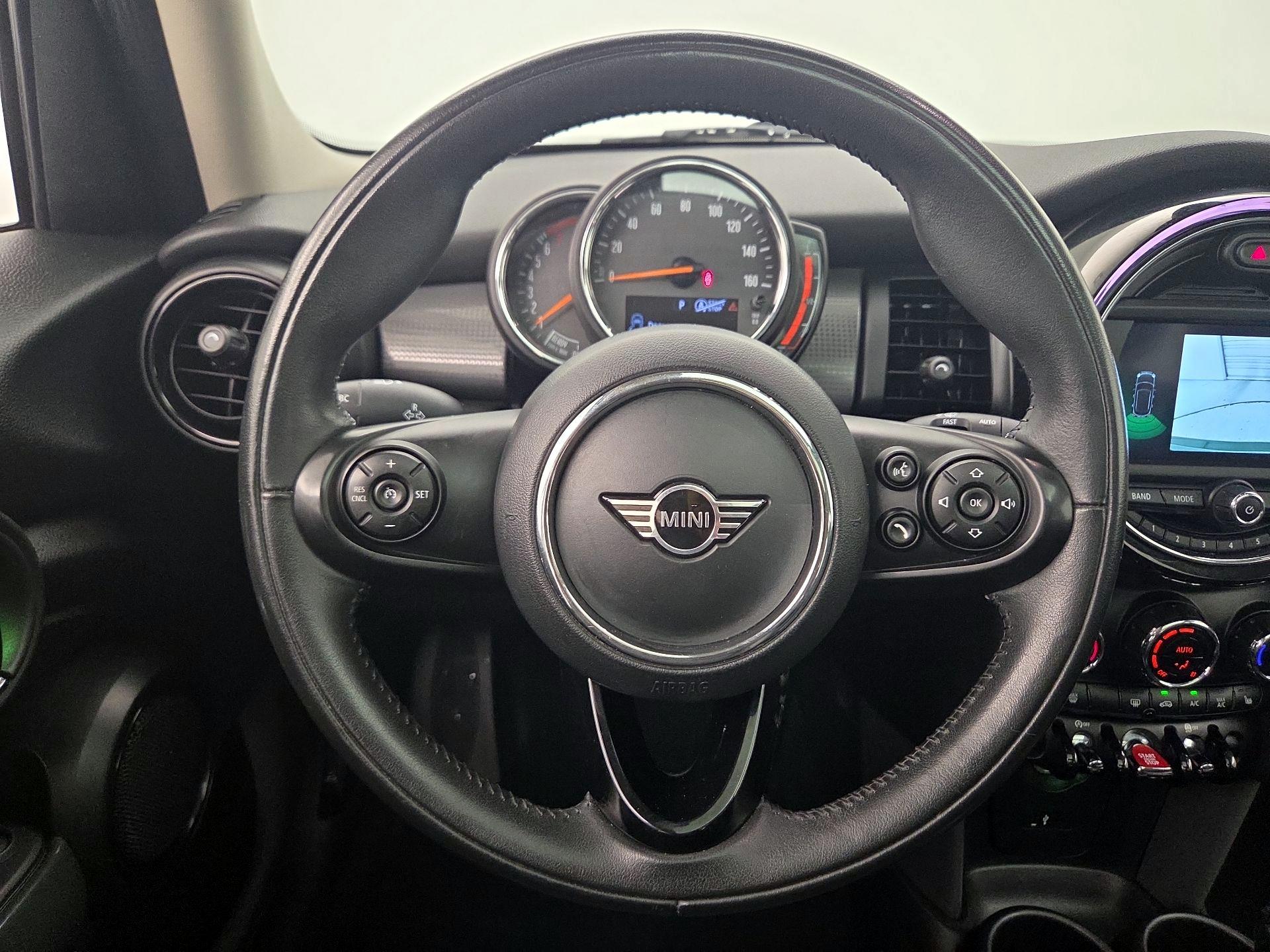 Thumbnail: 2020 MINI Cooper Hardtop - 10