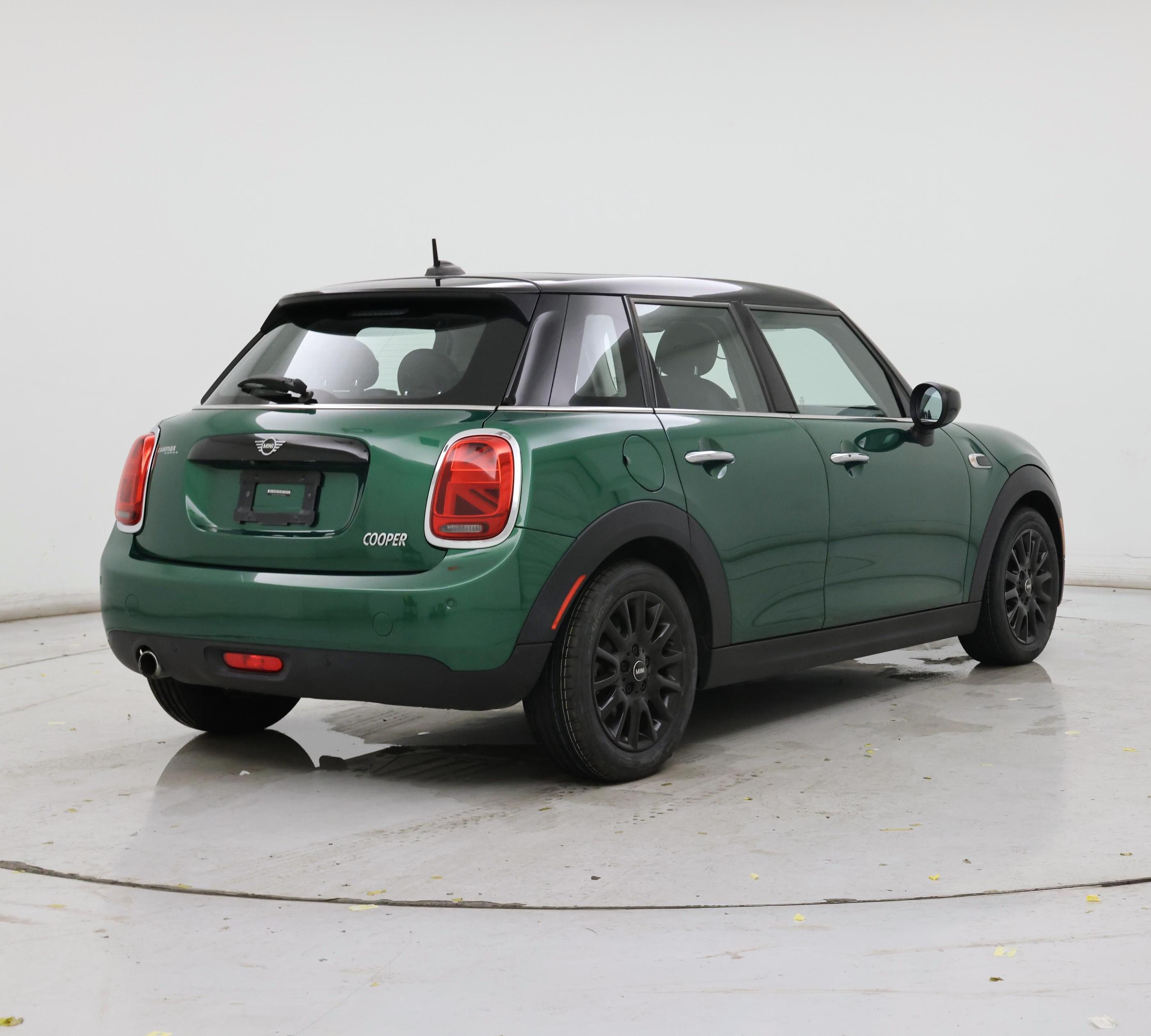 Thumbnail: 2020 MINI Cooper Hardtop - 8