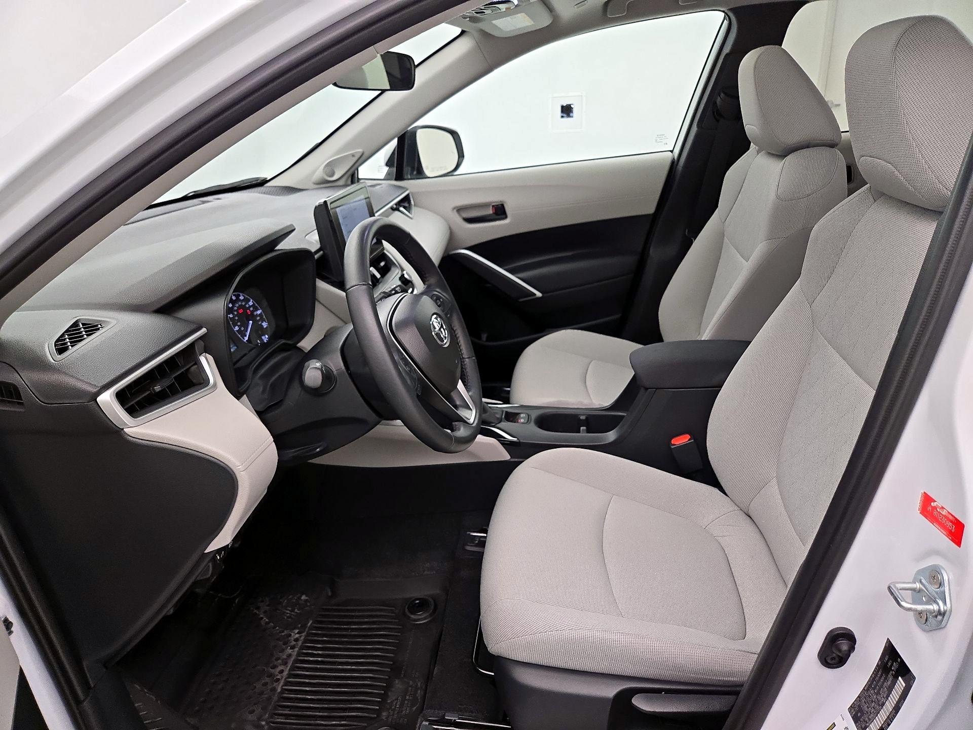 Thumbnail: 2024 Toyota Corolla Cross - 11