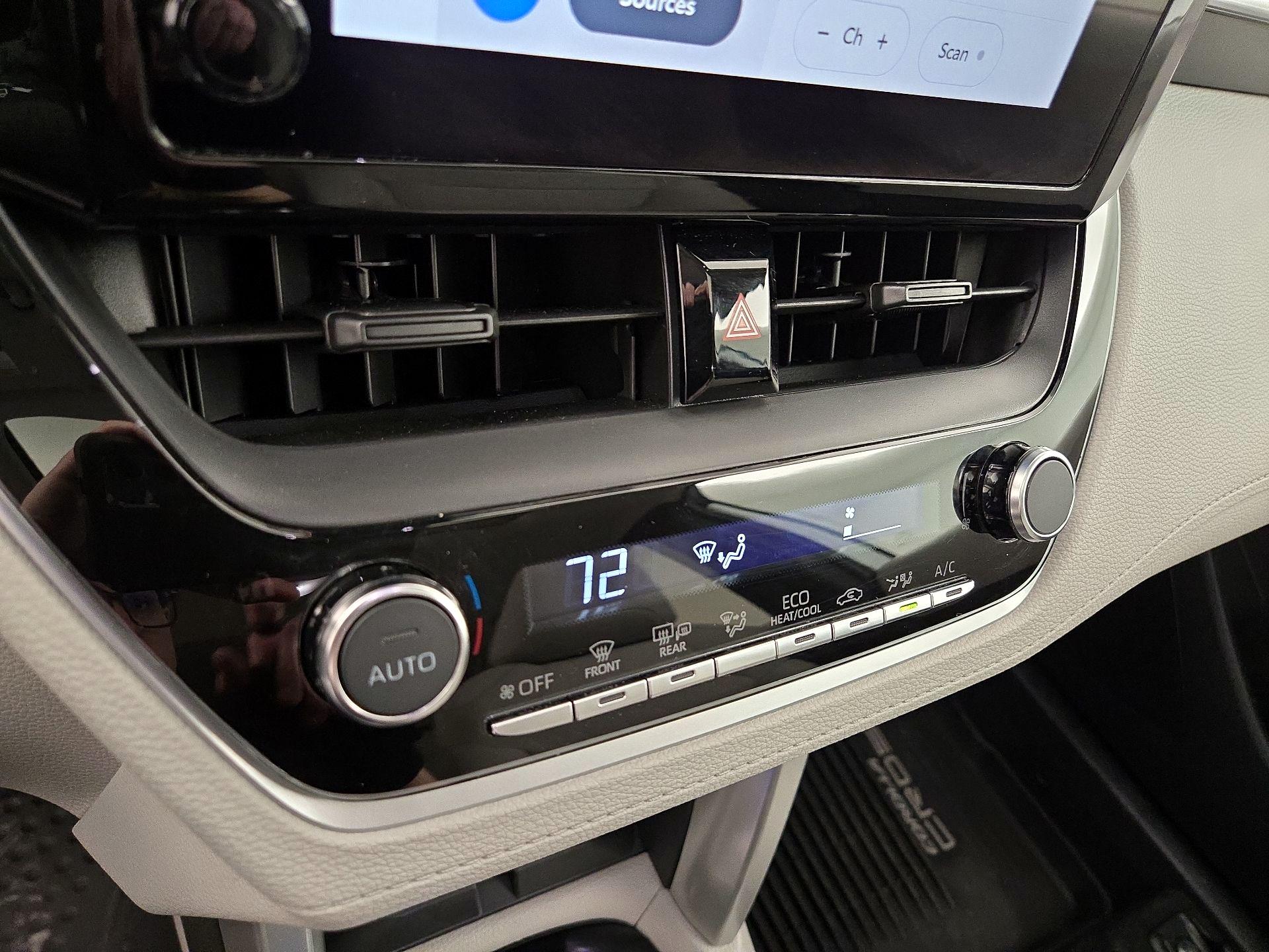 Thumbnail: 2024 Toyota Corolla Cross - 16