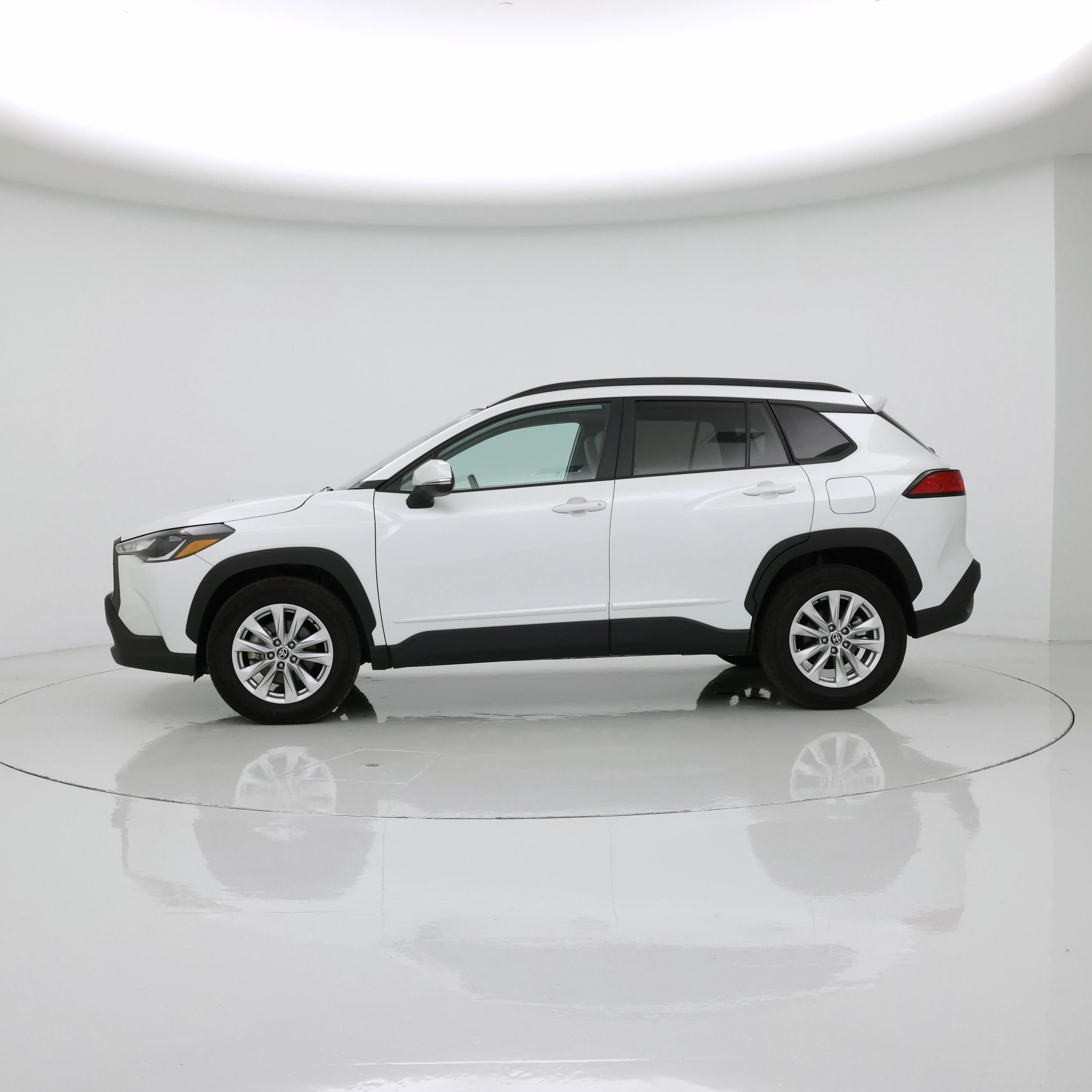 Thumbnail: 2024 Toyota Corolla Cross - 3