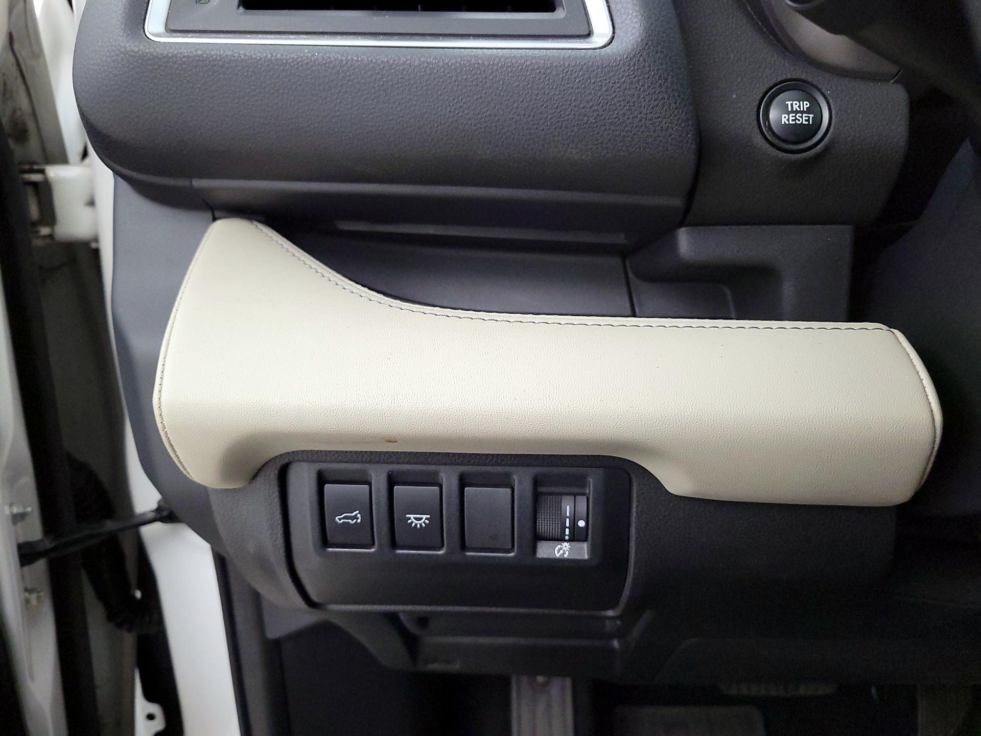 Thumbnail: 2023 Subaru Ascent - 13