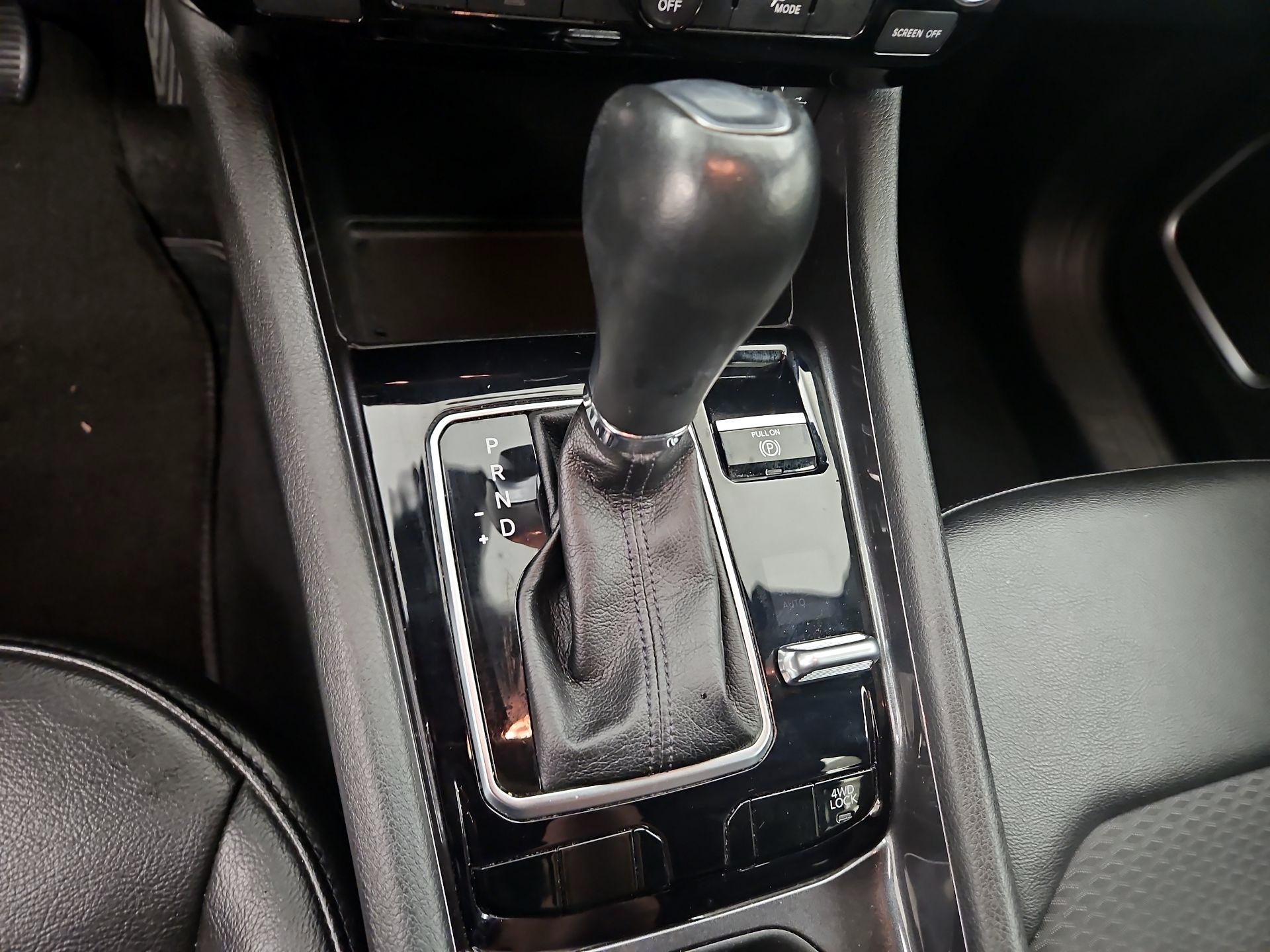 Thumbnail: 2023 Jeep Compass - 17