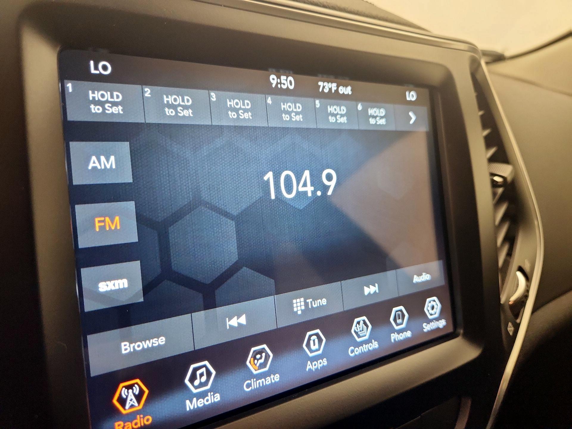 Thumbnail: 2022 Jeep Cherokee - 13