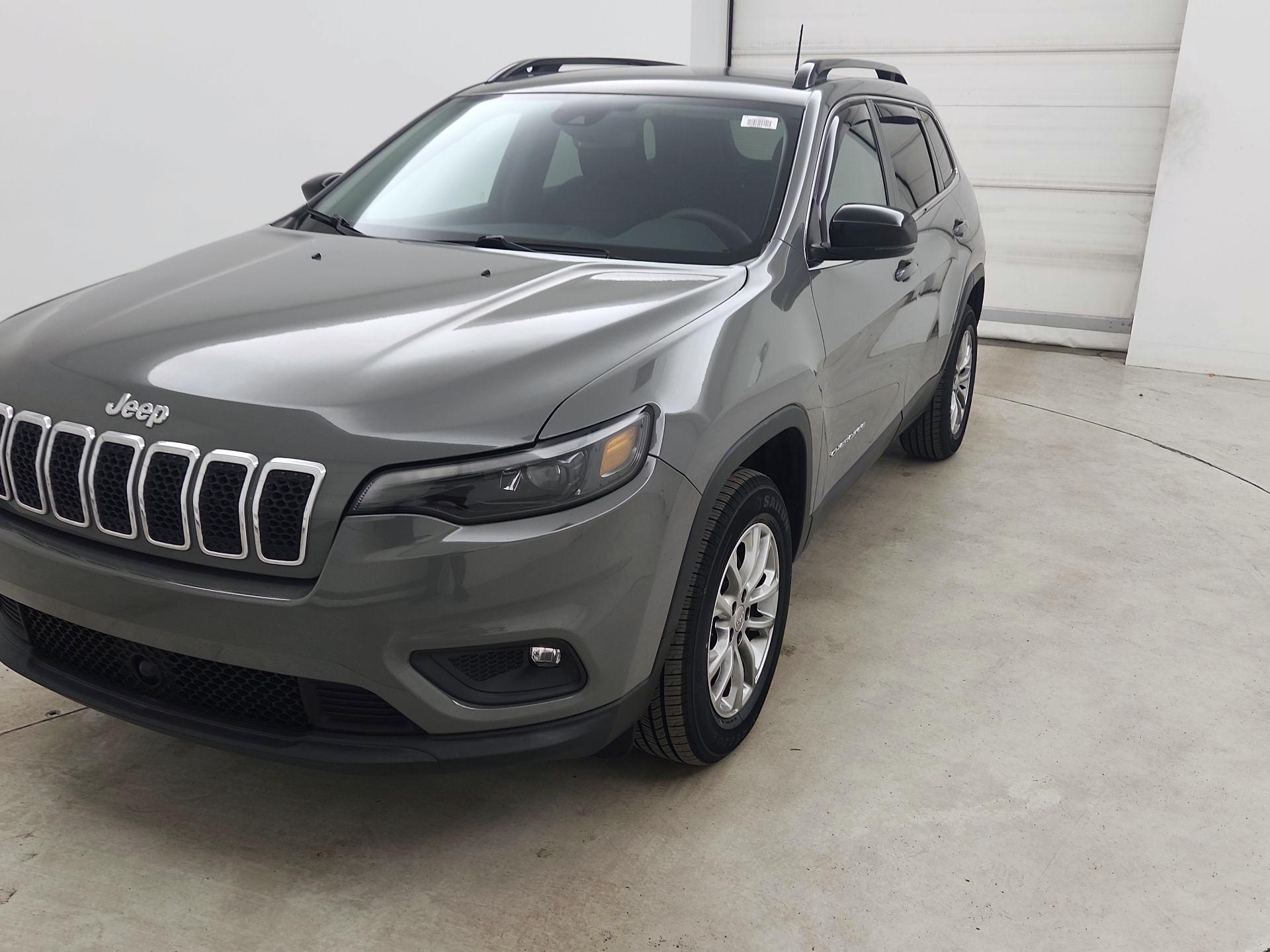 Thumbnail: 2022 Jeep Cherokee - 3