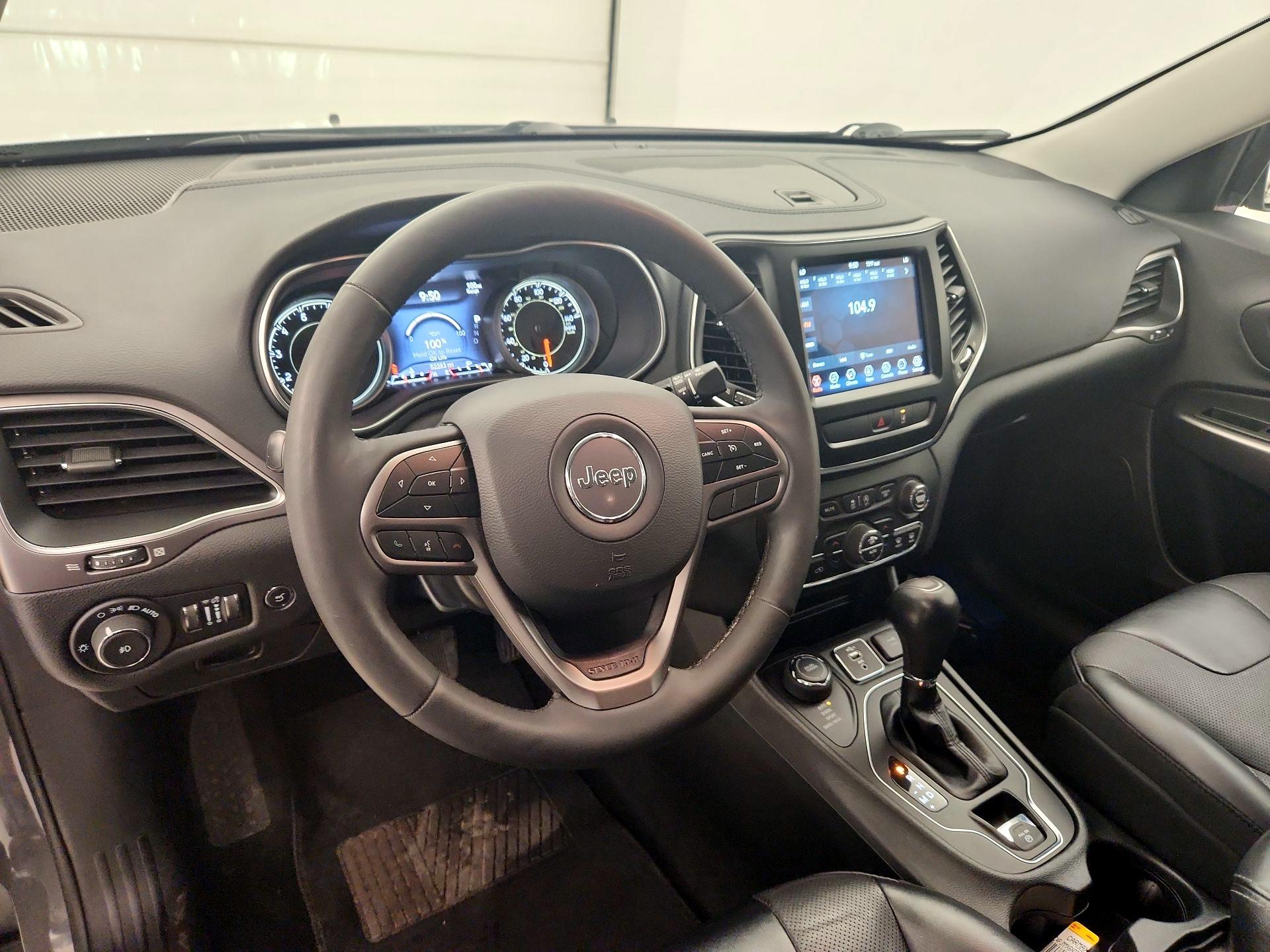 Thumbnail: 2022 Jeep Cherokee - 8