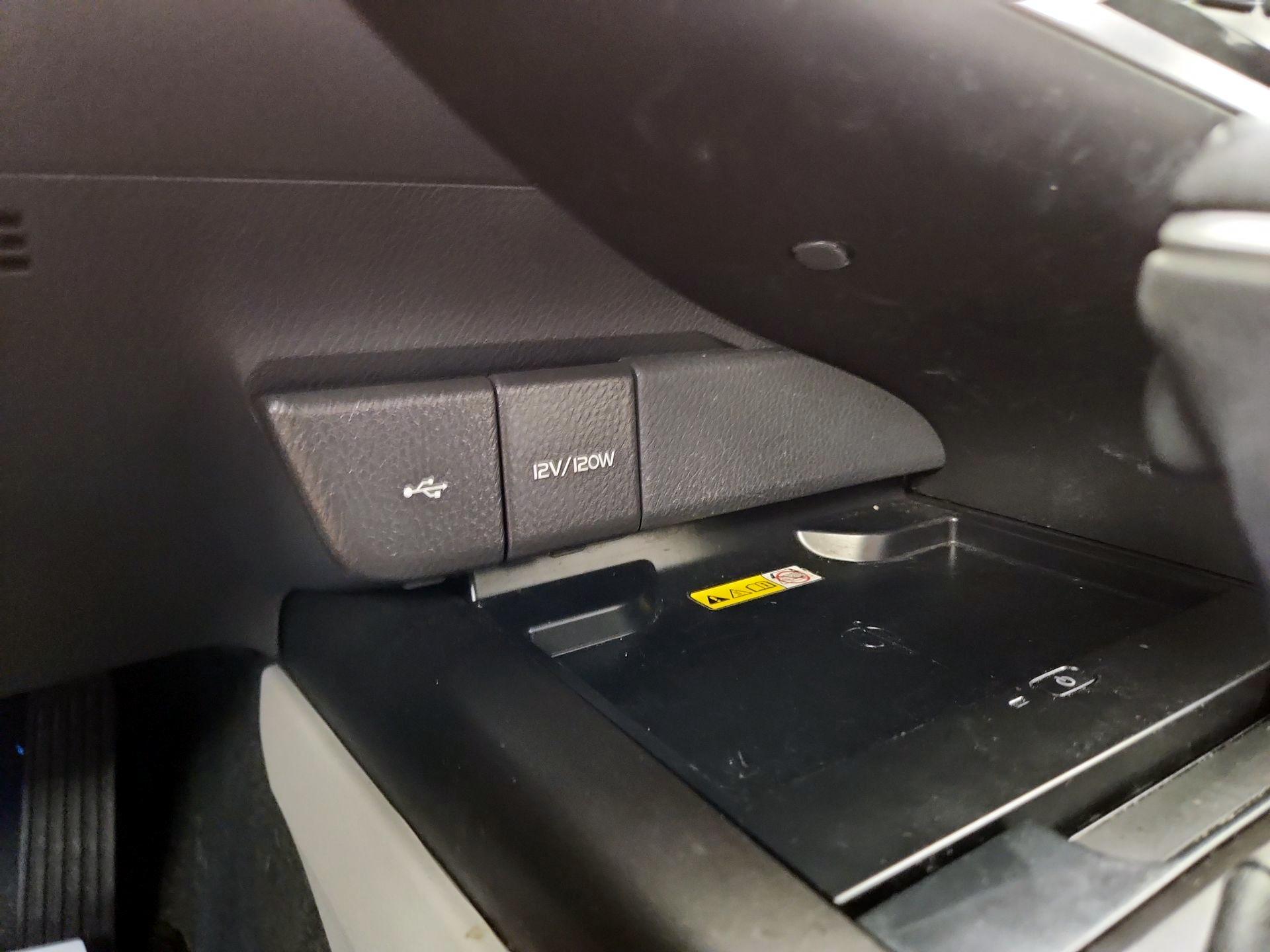 Thumbnail: 2023 Toyota Camry - 16