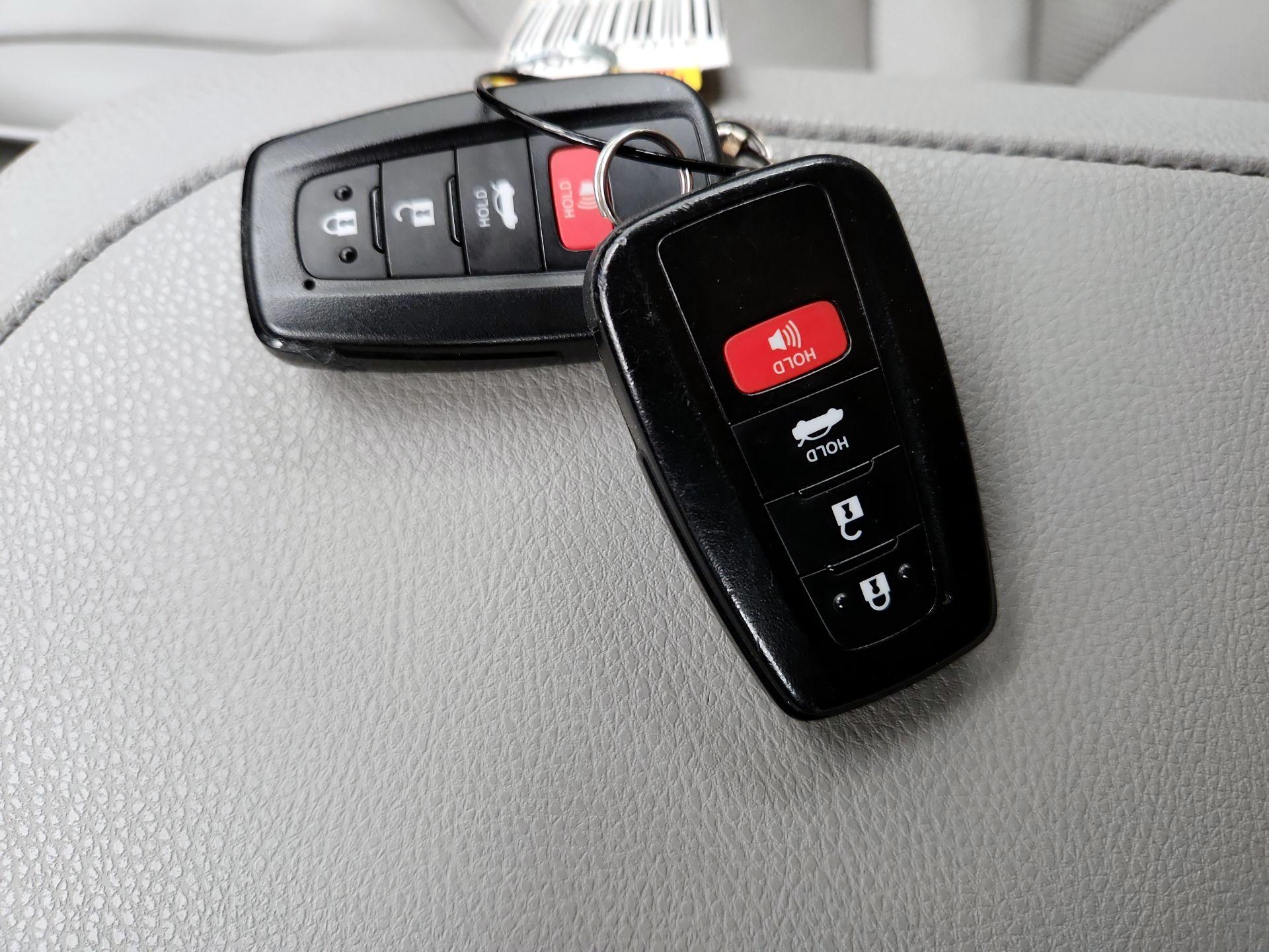 Thumbnail: 2023 Toyota Camry - 20