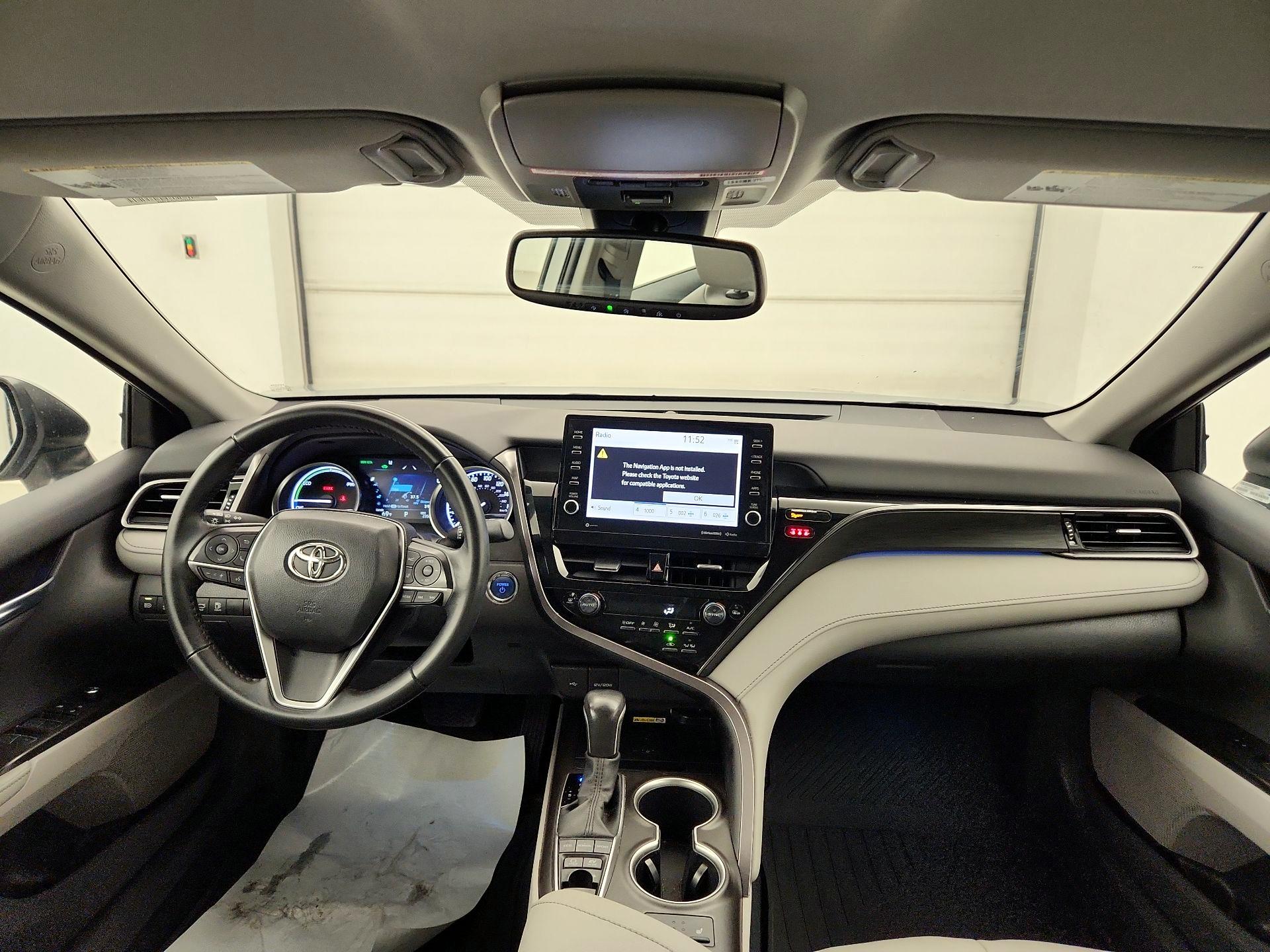 Thumbnail: 2023 Toyota Camry - 8