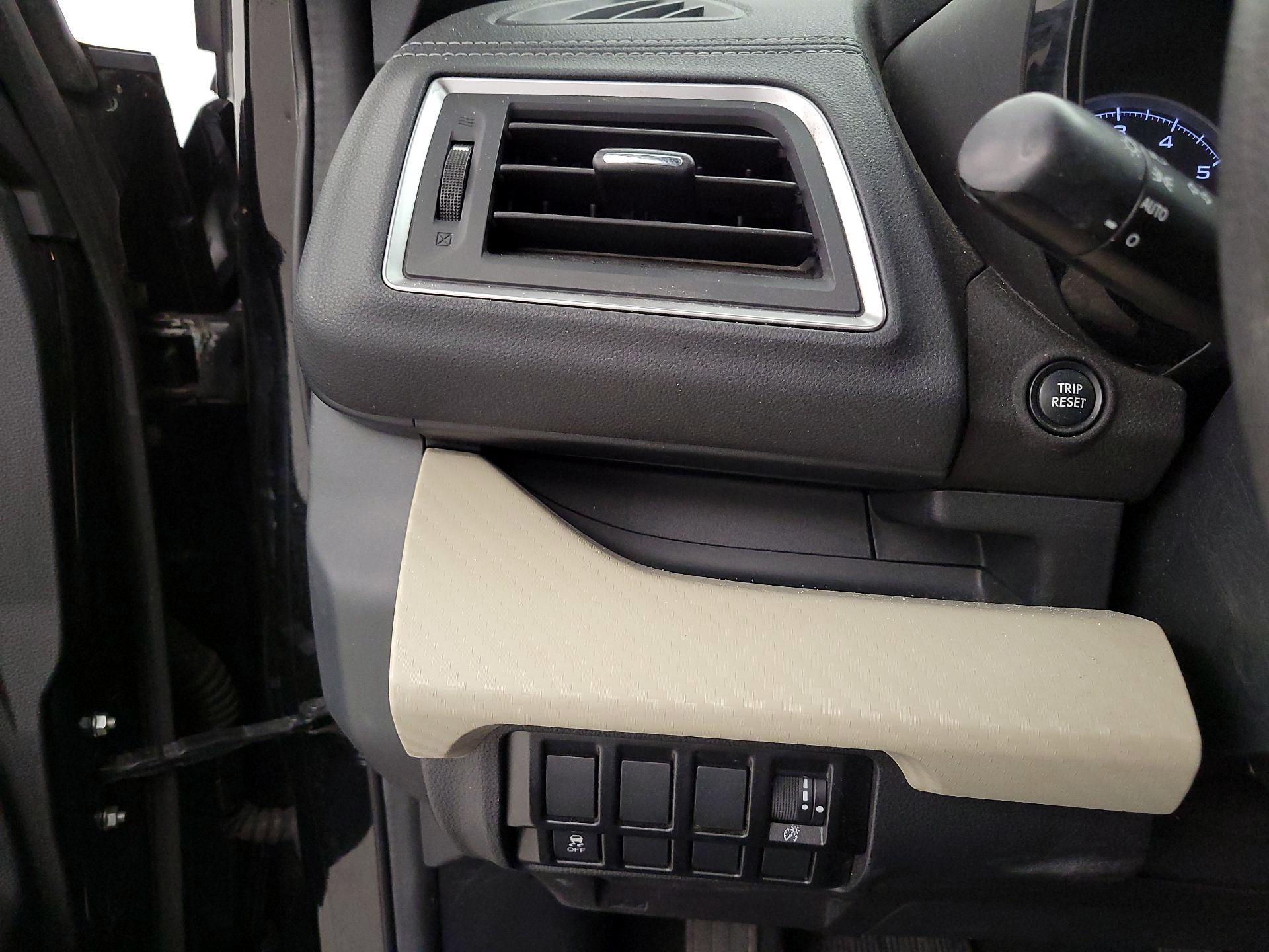 Thumbnail: 2022 Subaru Ascent - 13