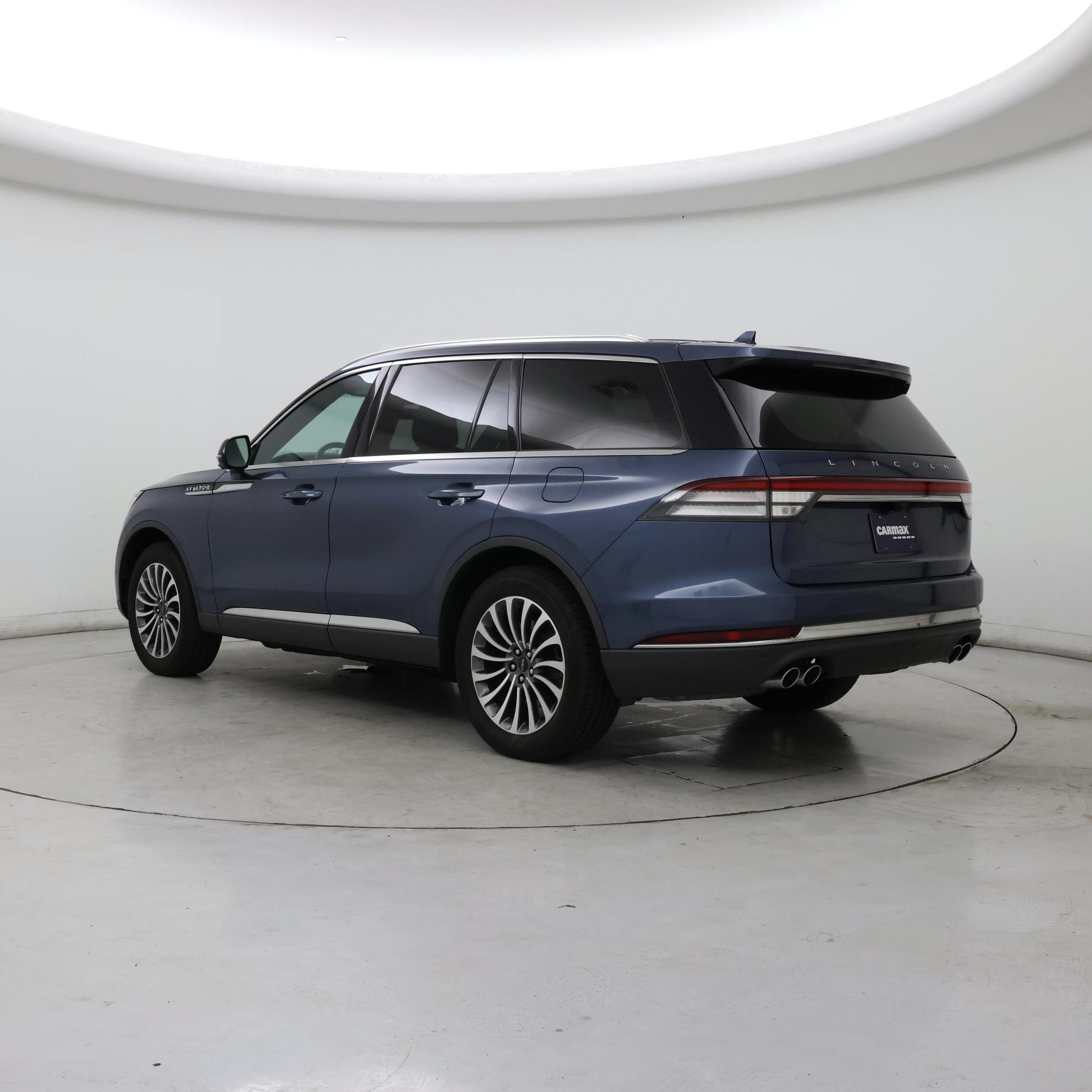 Thumbnail: 2020 Lincoln Aviator - 2