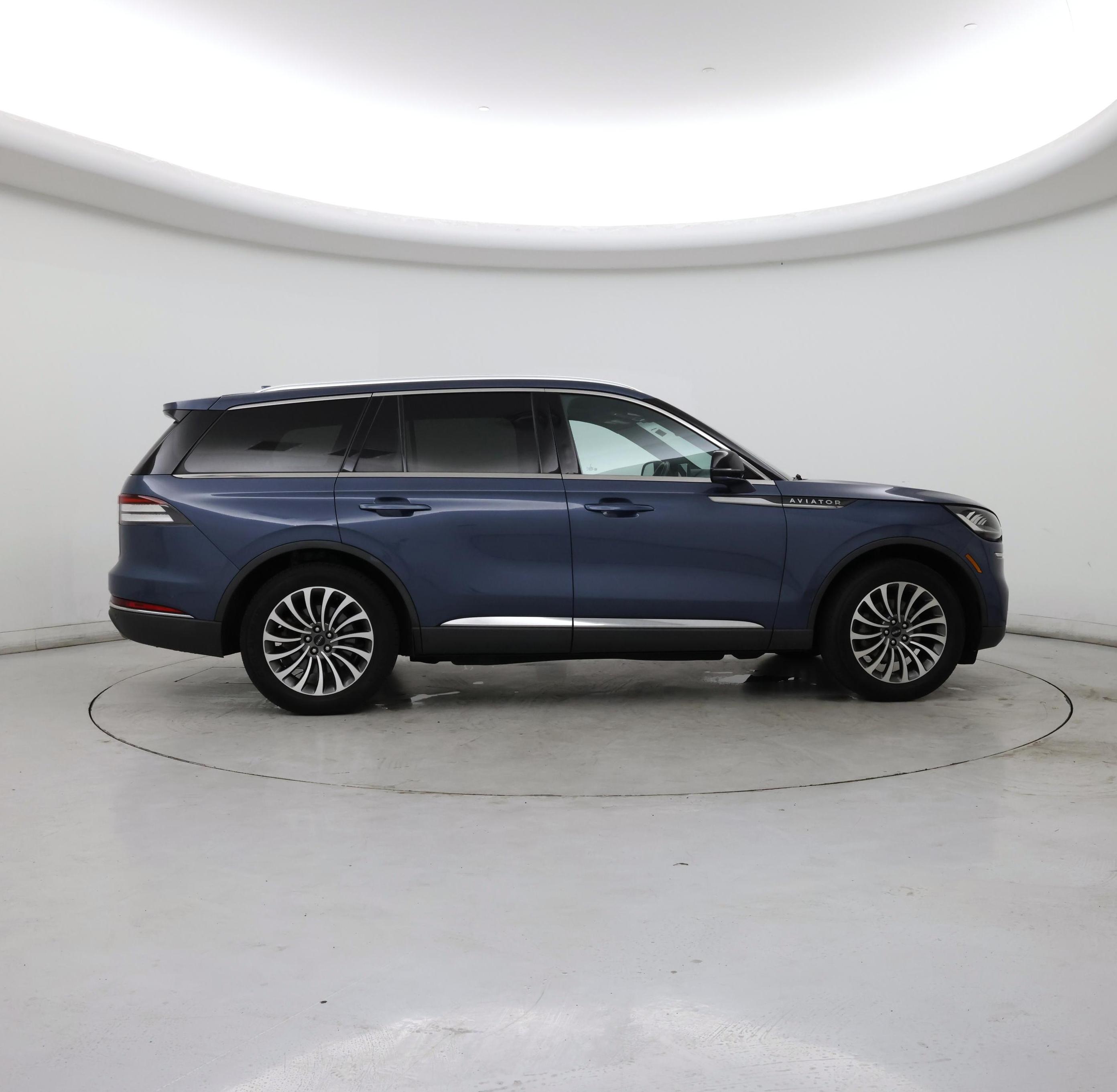 Thumbnail: 2020 Lincoln Aviator - 7
