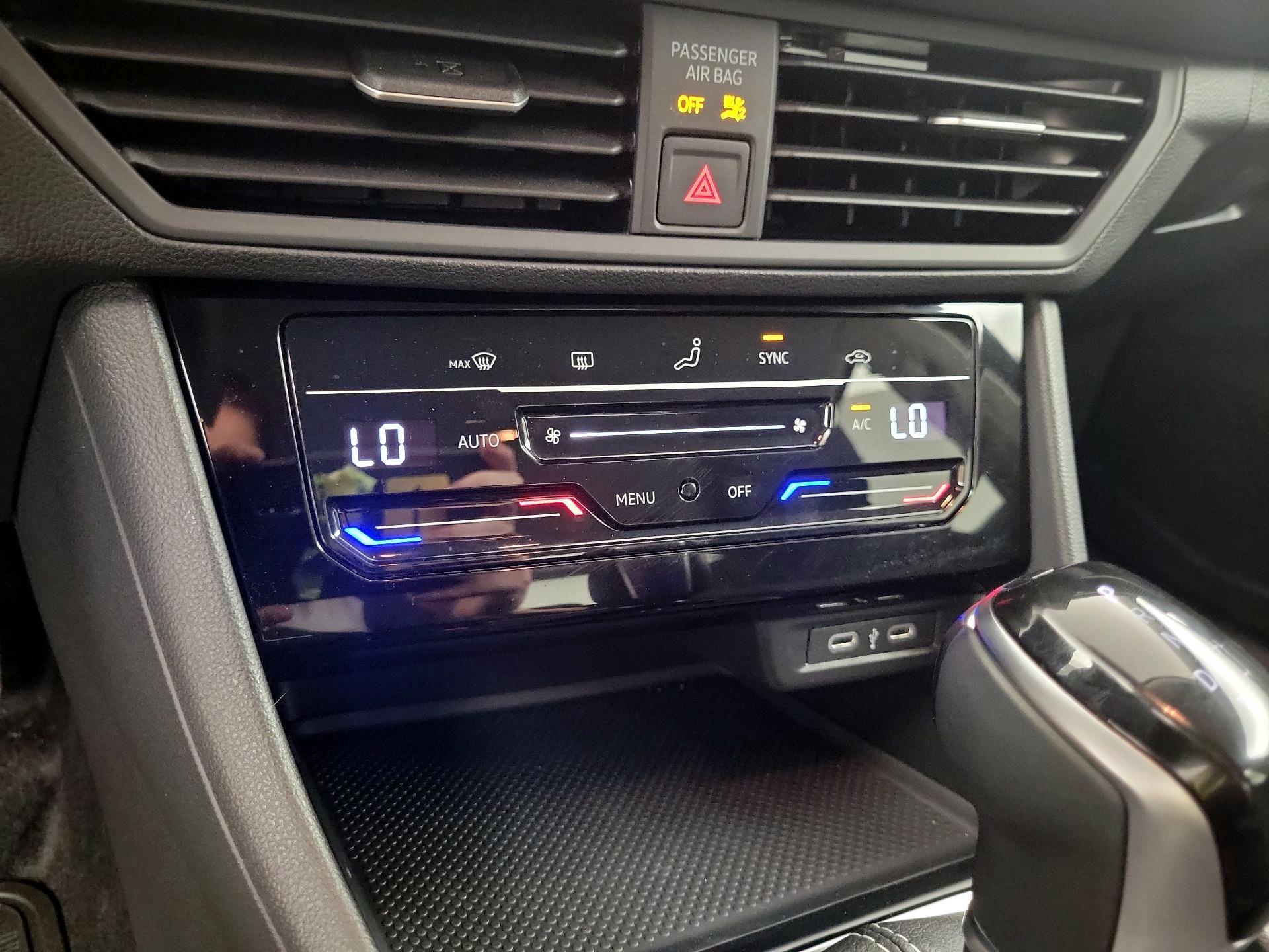 Thumbnail: 2025 Volkswagen Jetta - 14