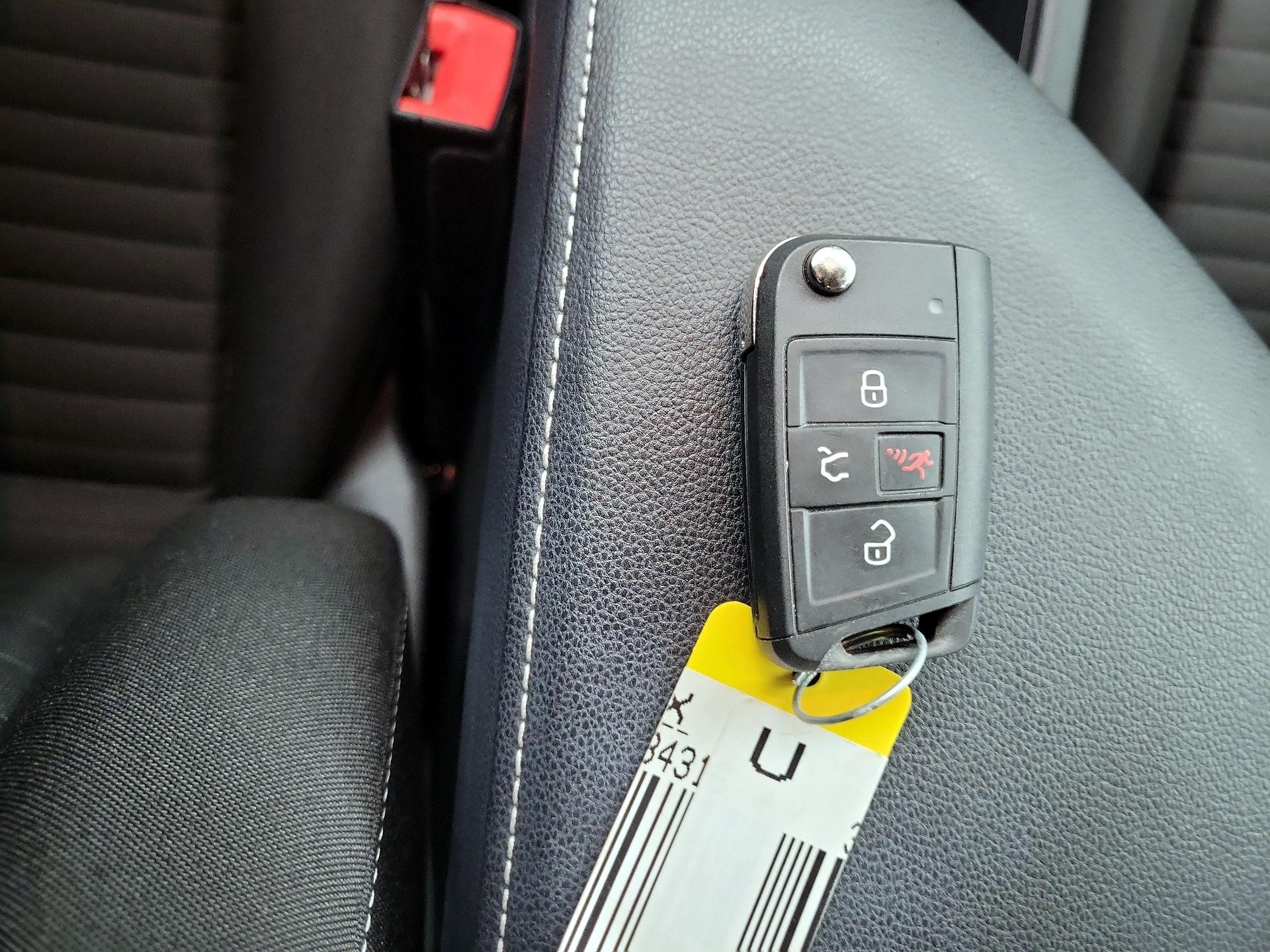 Thumbnail: 2025 Volkswagen Jetta - 20