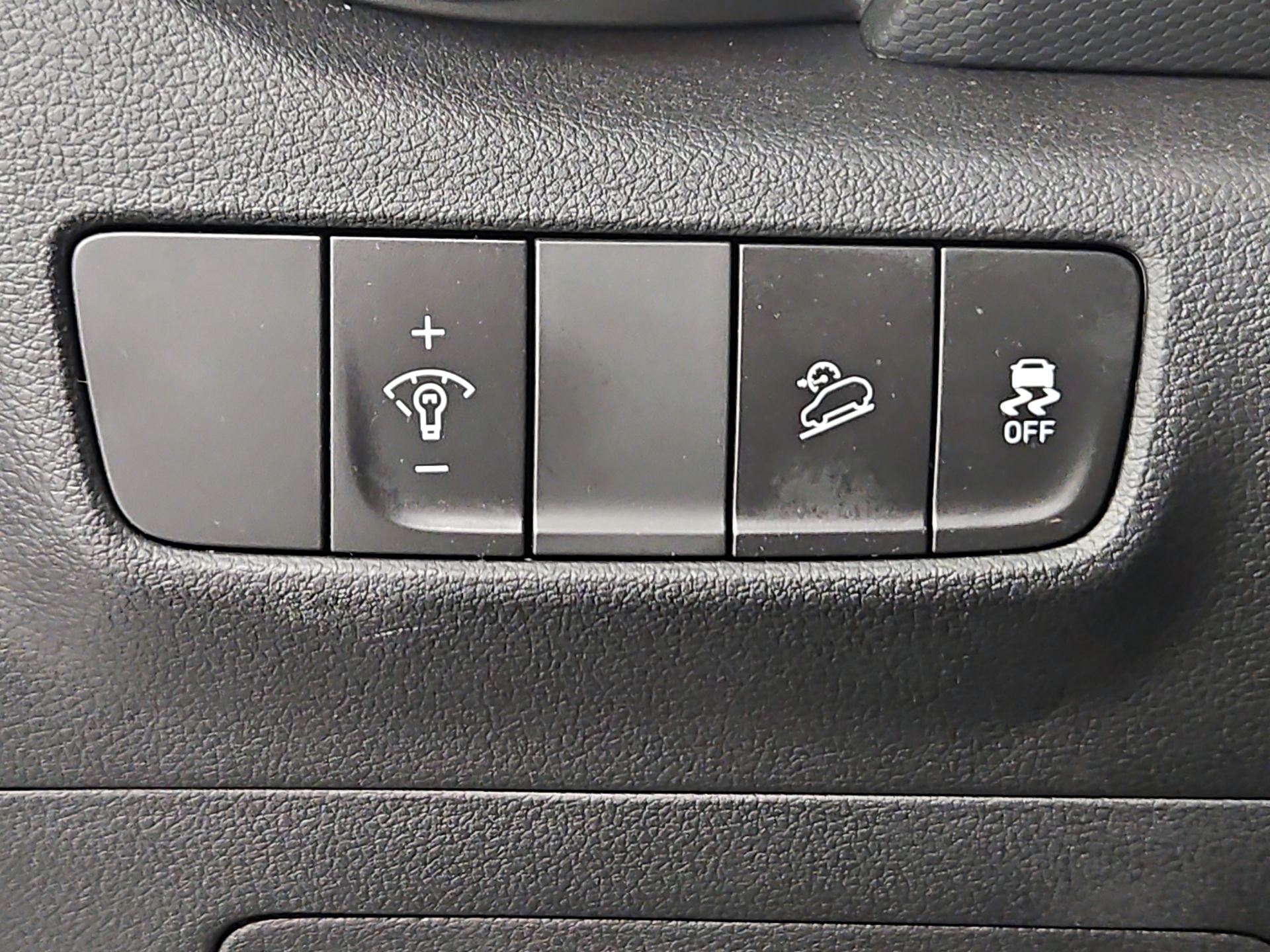 Thumbnail: 2023 Hyundai Kona - 13