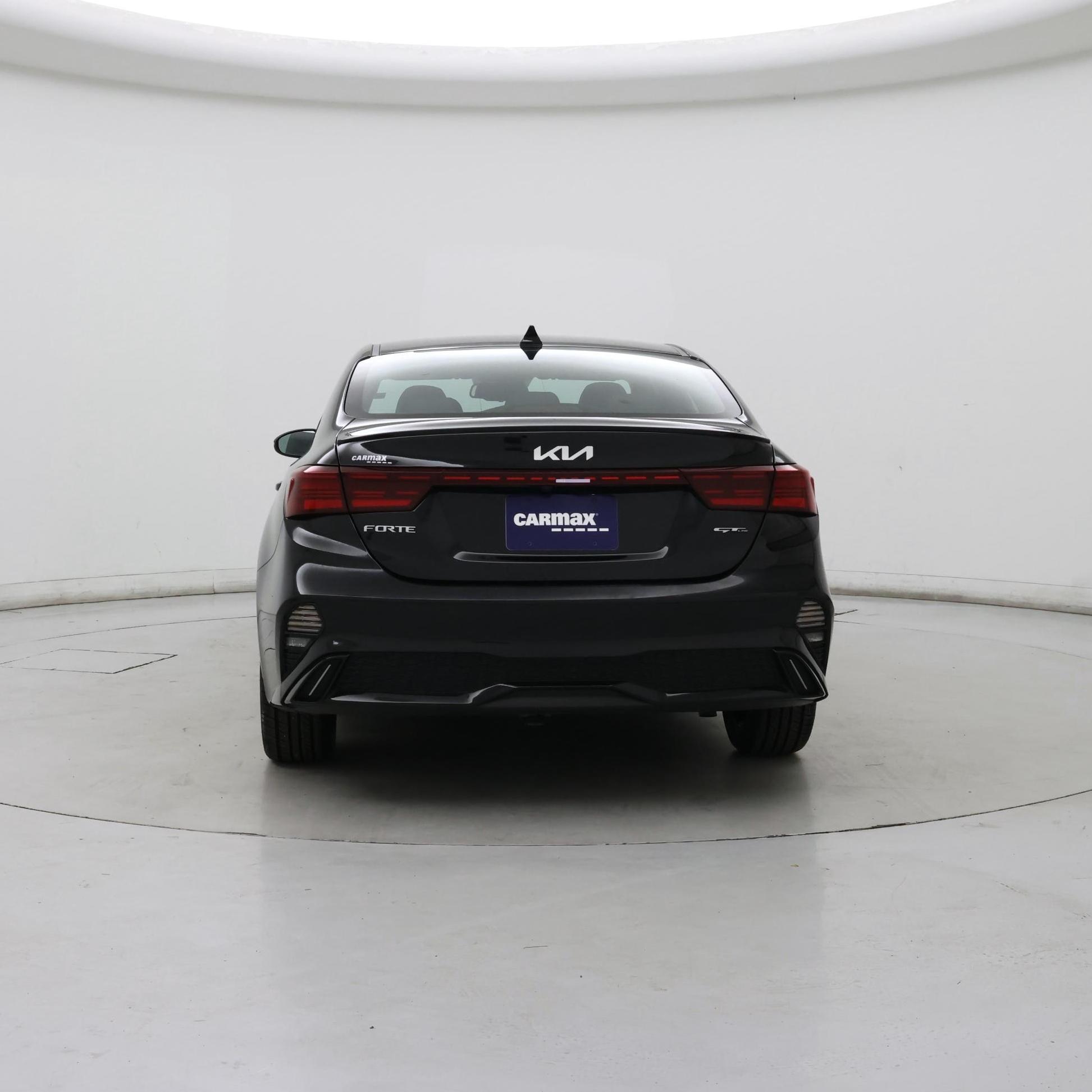 Thumbnail: 2023 Kia Forte - 6