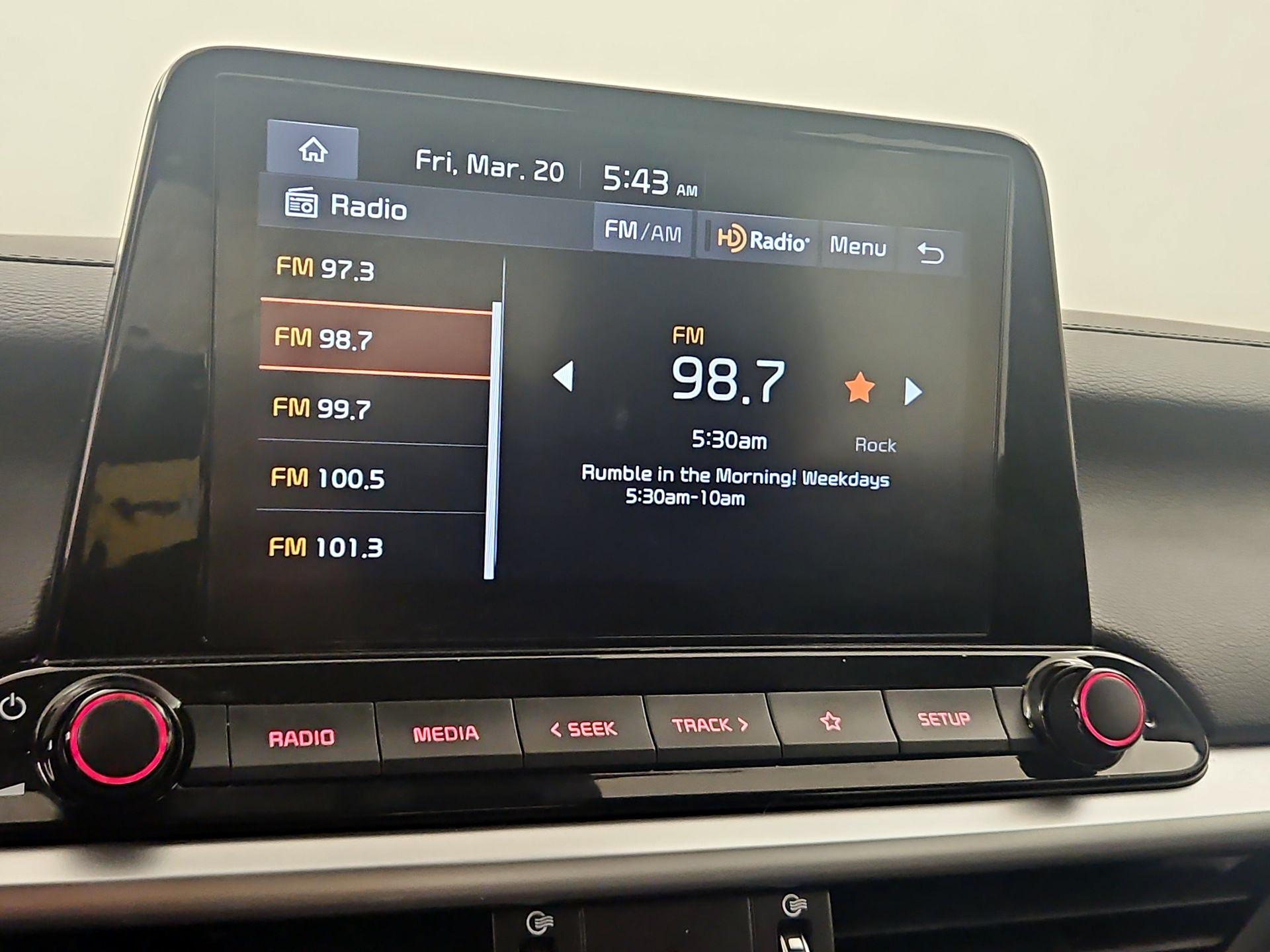 Thumbnail: 2022 Kia Forte - 15