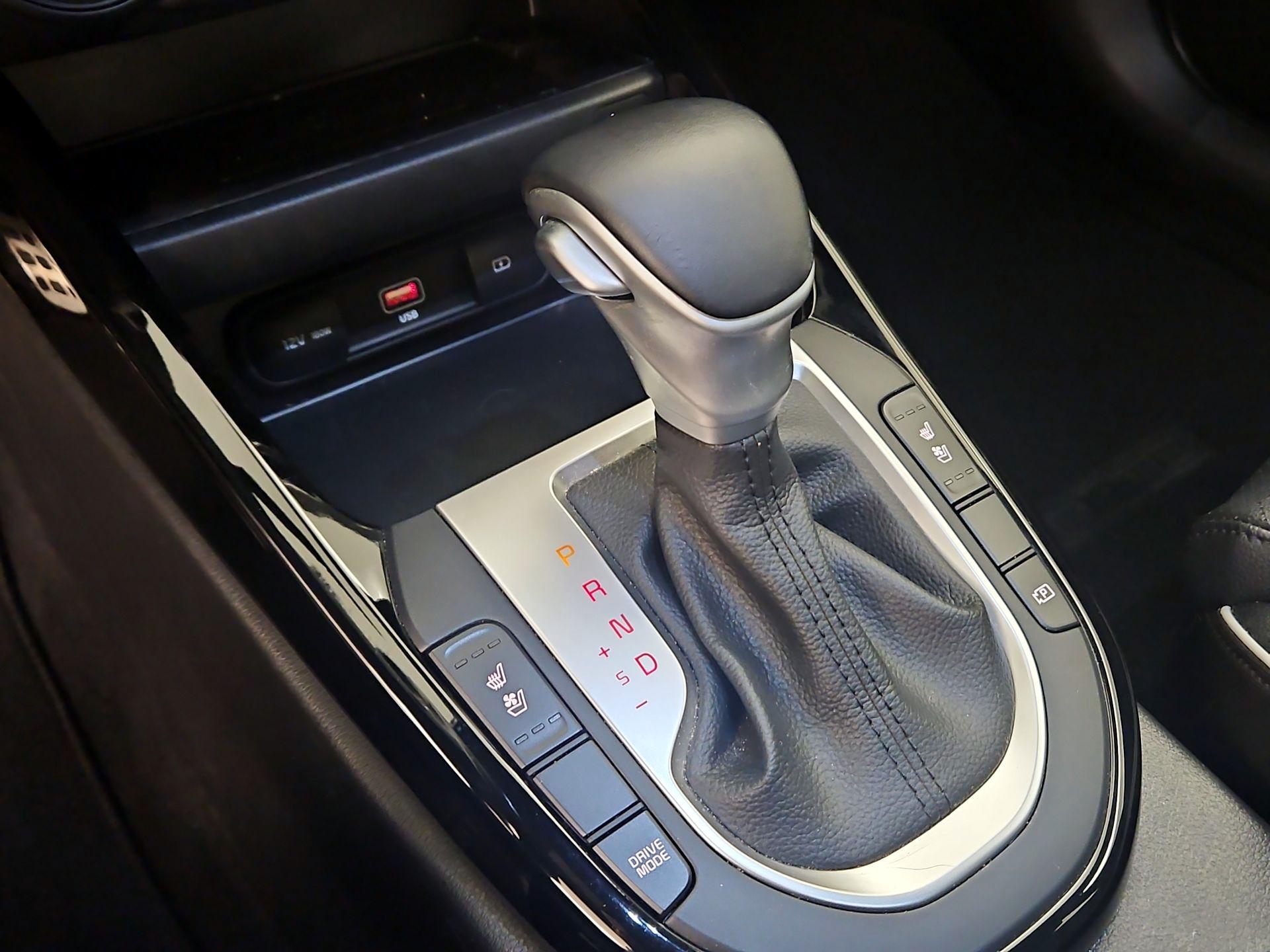 Thumbnail: 2023 Kia Forte - 18