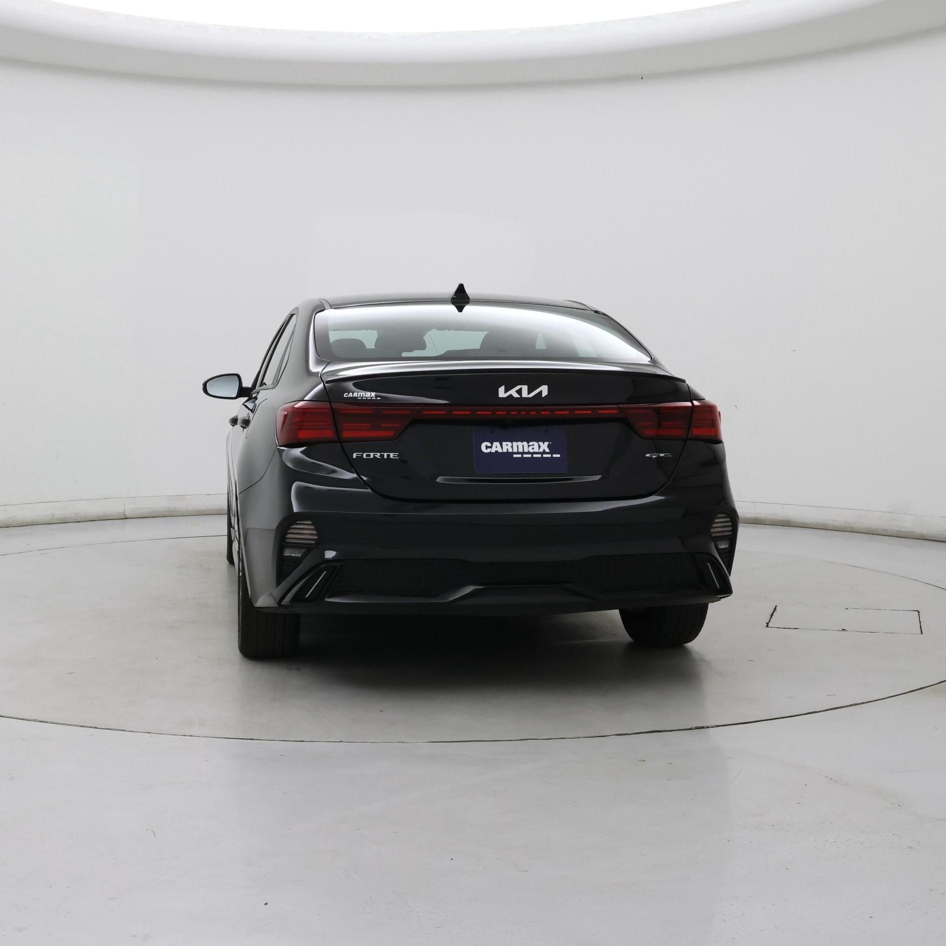 Thumbnail: 2023 Kia Forte - 6